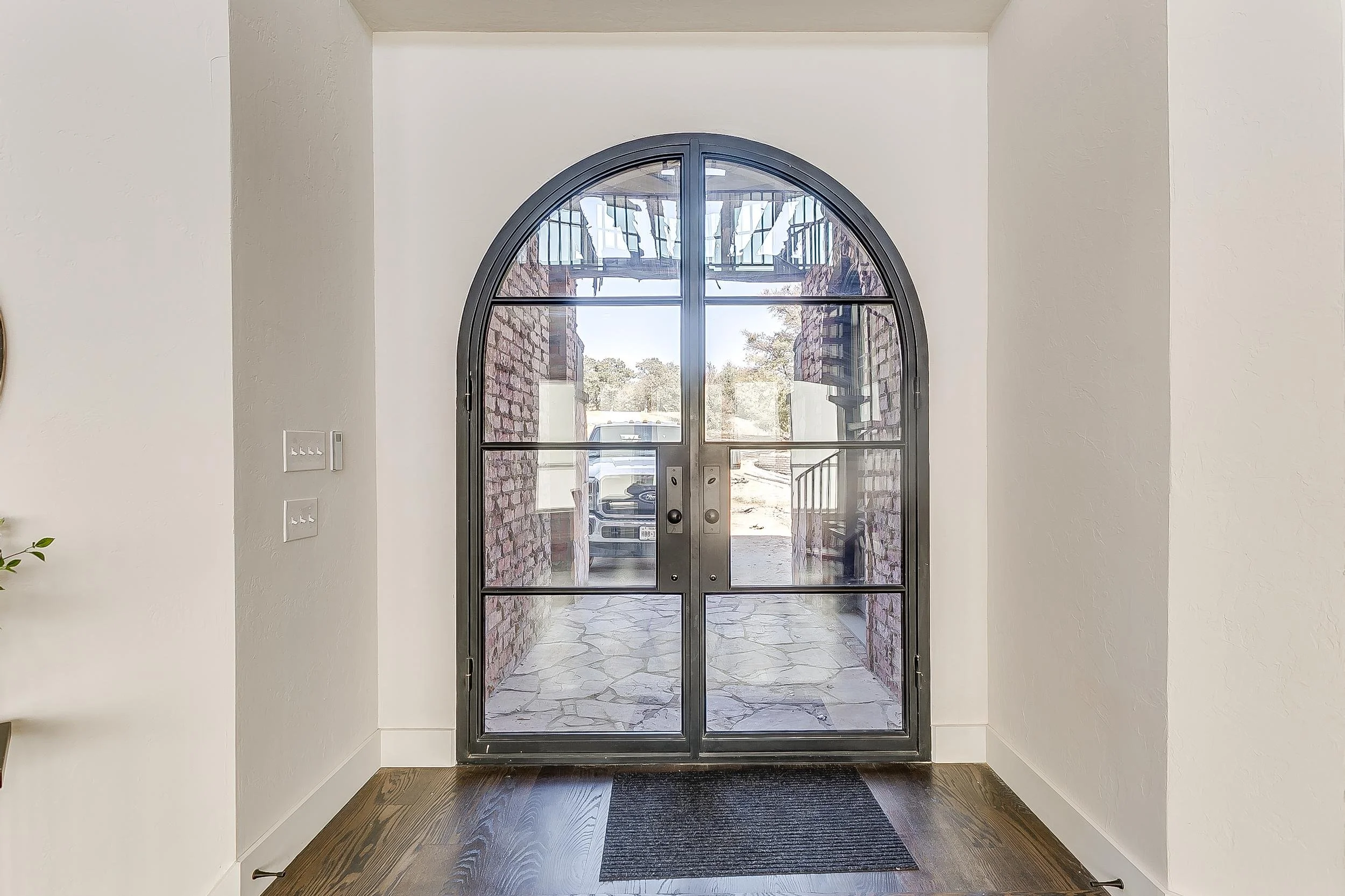 500 Diamond Point Drive (8 of 56).jpg