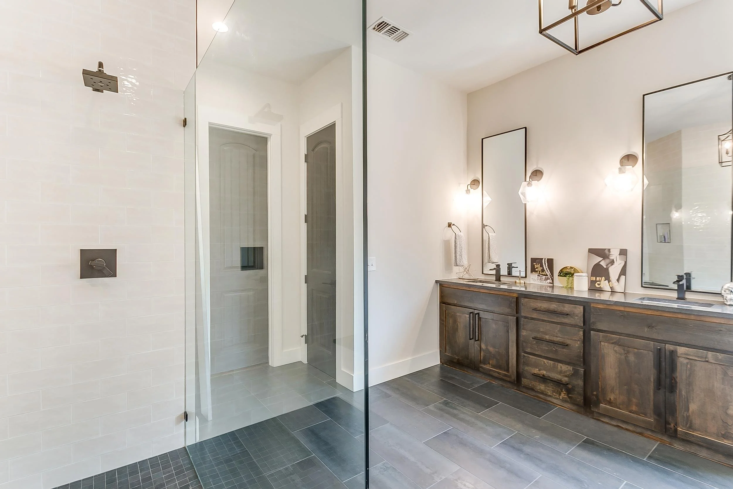 500 Diamond Point Drive (18 of 56).jpg