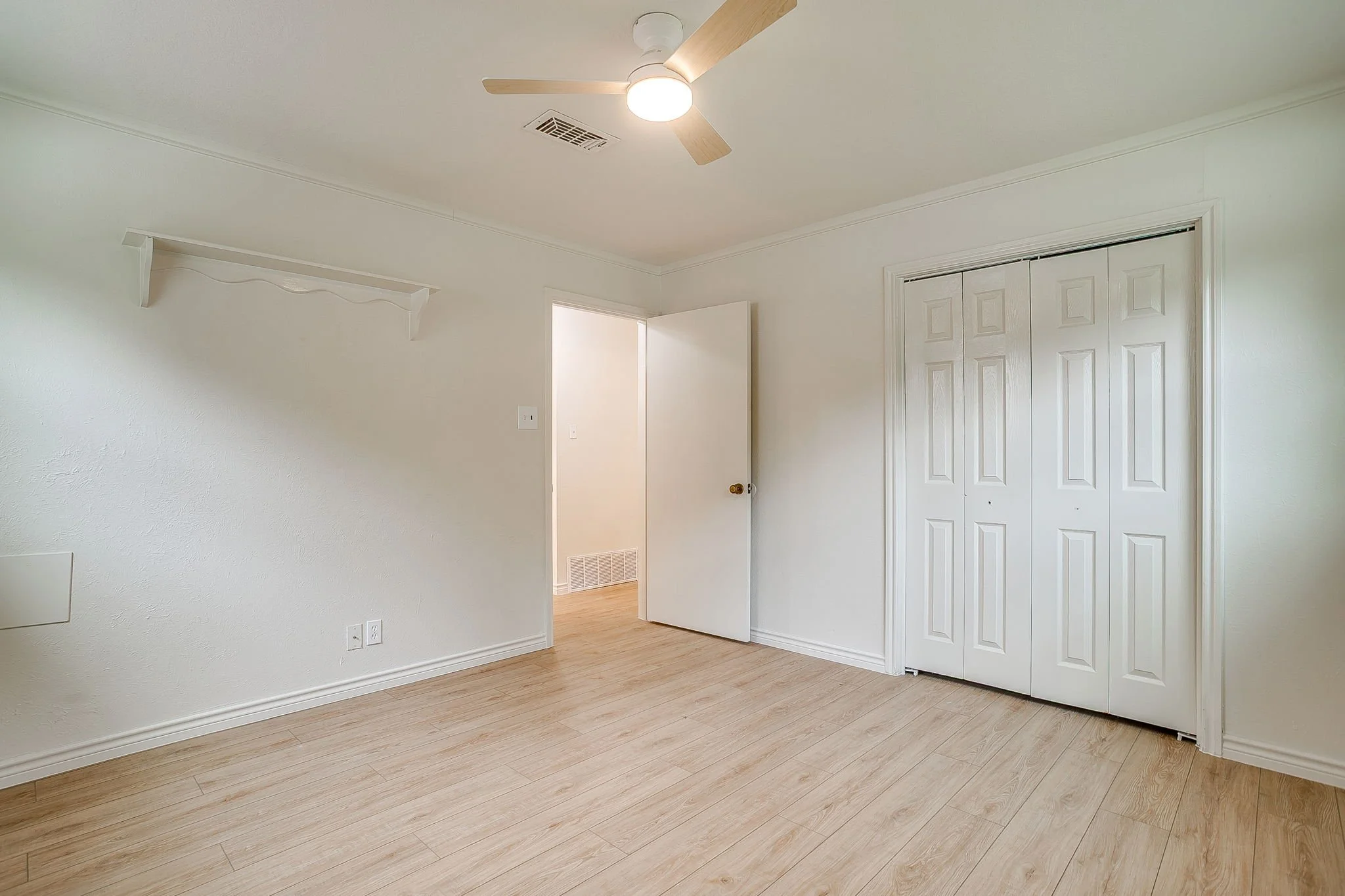 1909 Windlea Dr (33 of 46).jpg