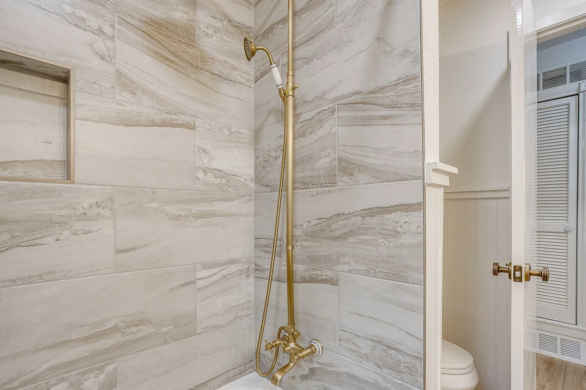1909 Windlea Dr (37 of 46).jpg