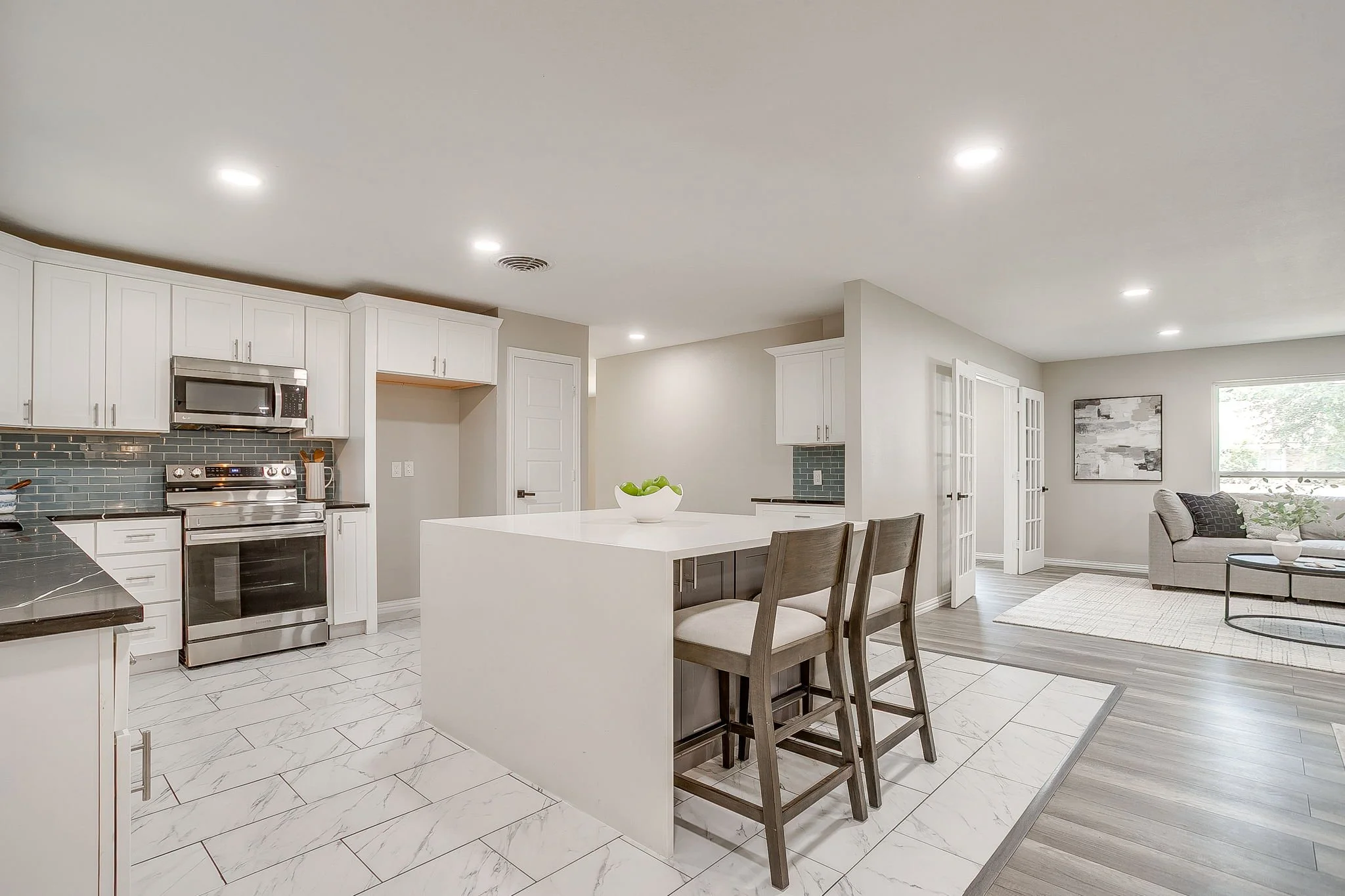 2536 Daisy Ln (16 of 45).jpg