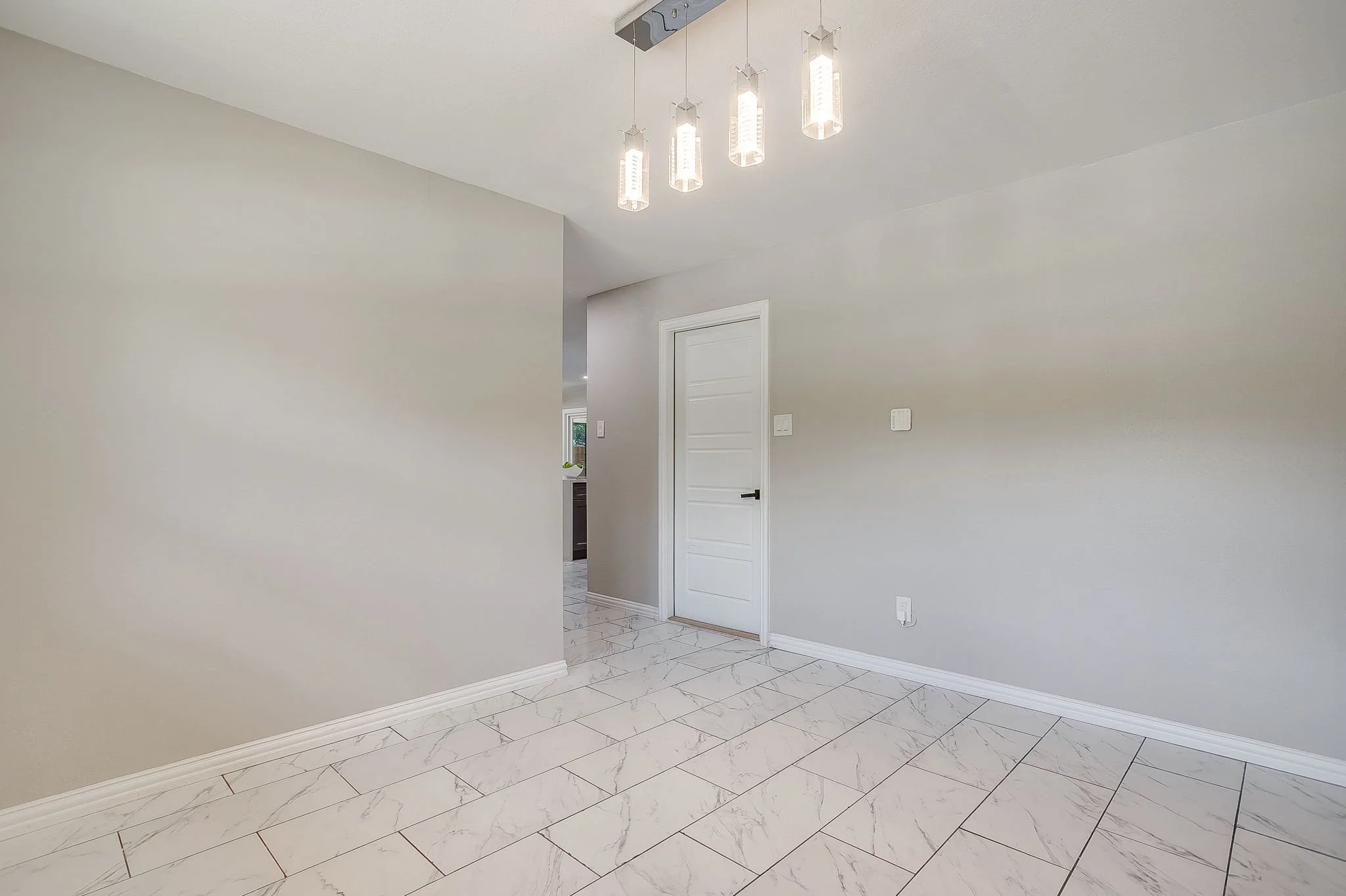2536 Daisy Ln (22 of 45).jpg