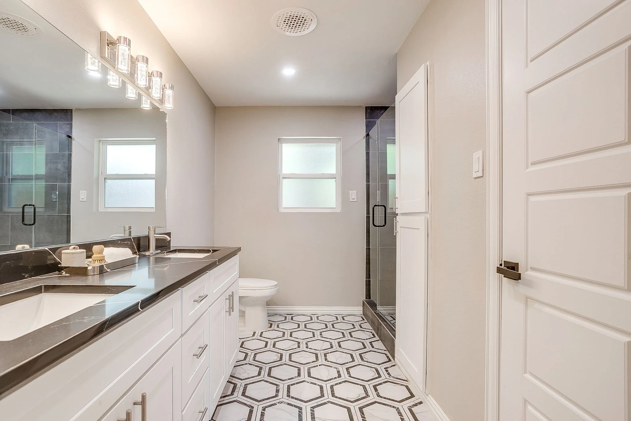 2536 Daisy Ln (25 of 45).jpg