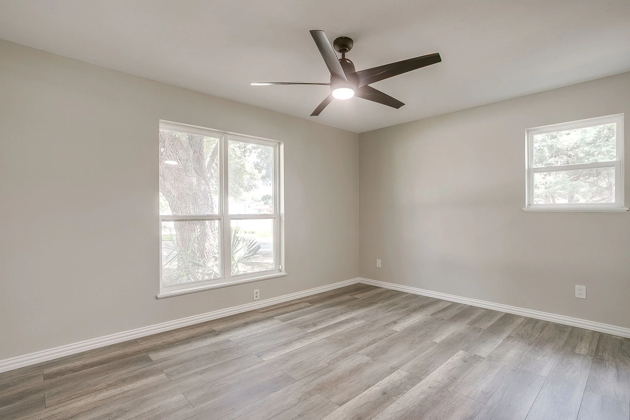 2536 Daisy Ln (29 of 45).jpg