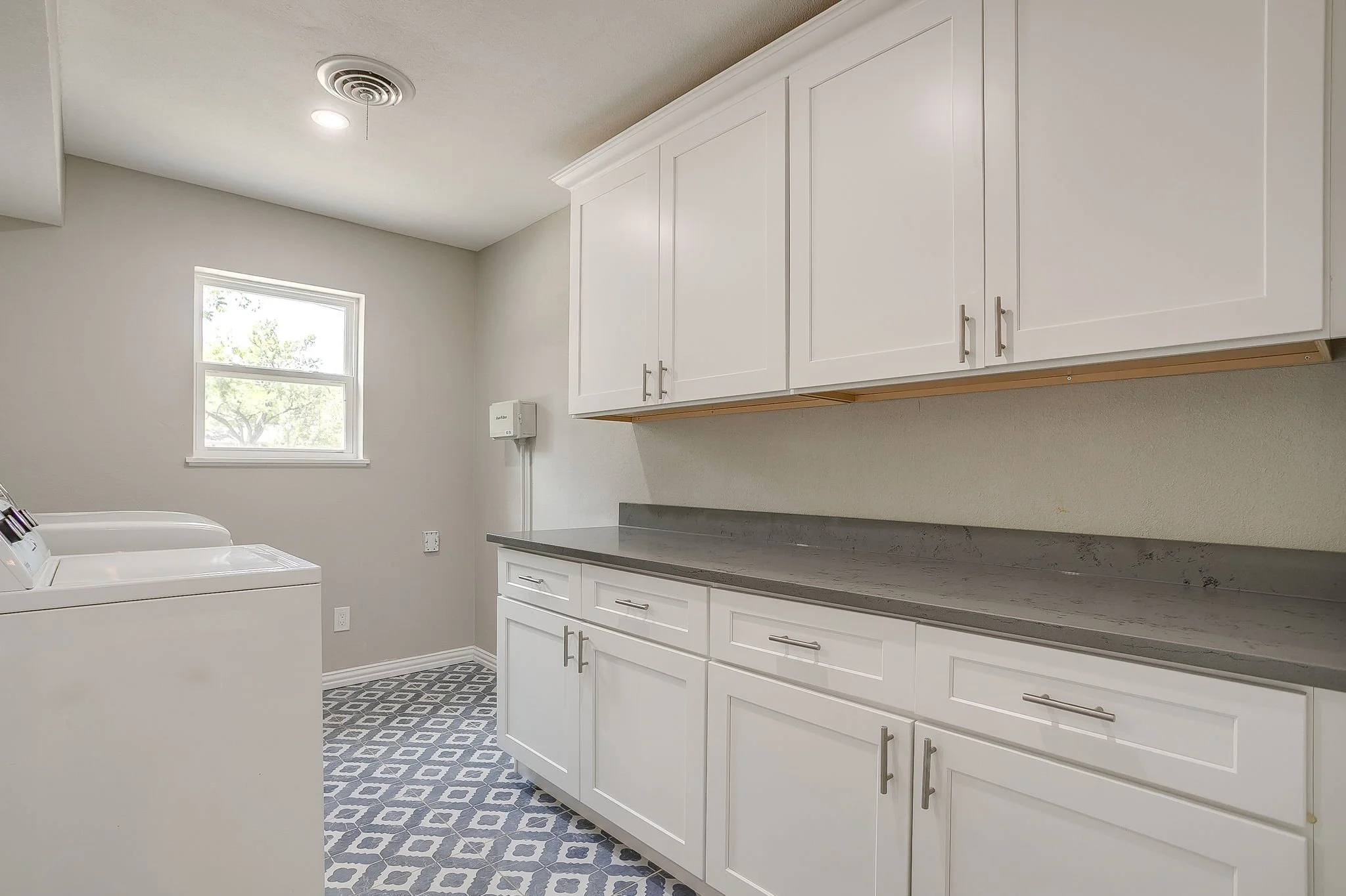 2536 Daisy Ln (37 of 45).jpg