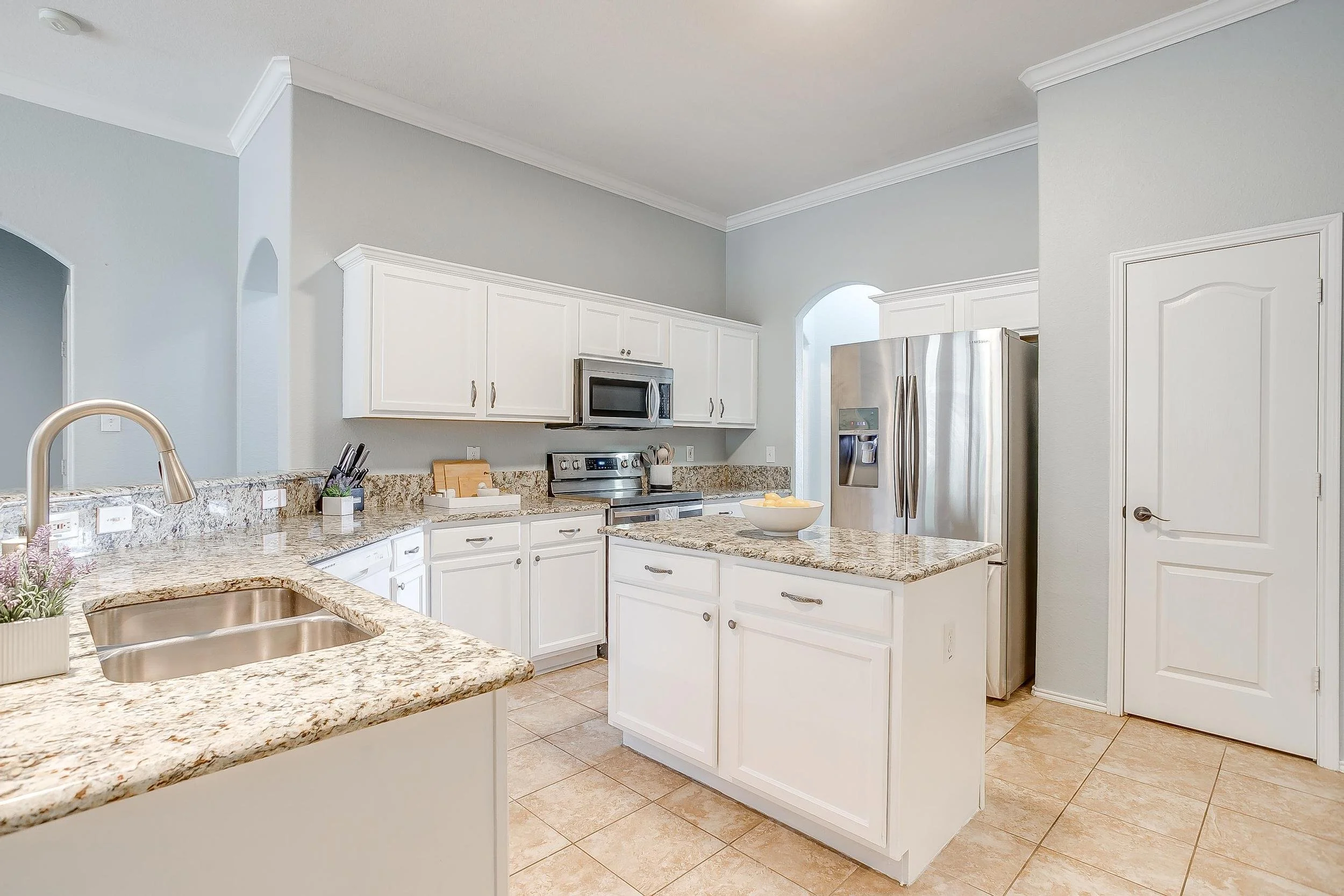 3107 Meandering Way (36 of 59).jpg