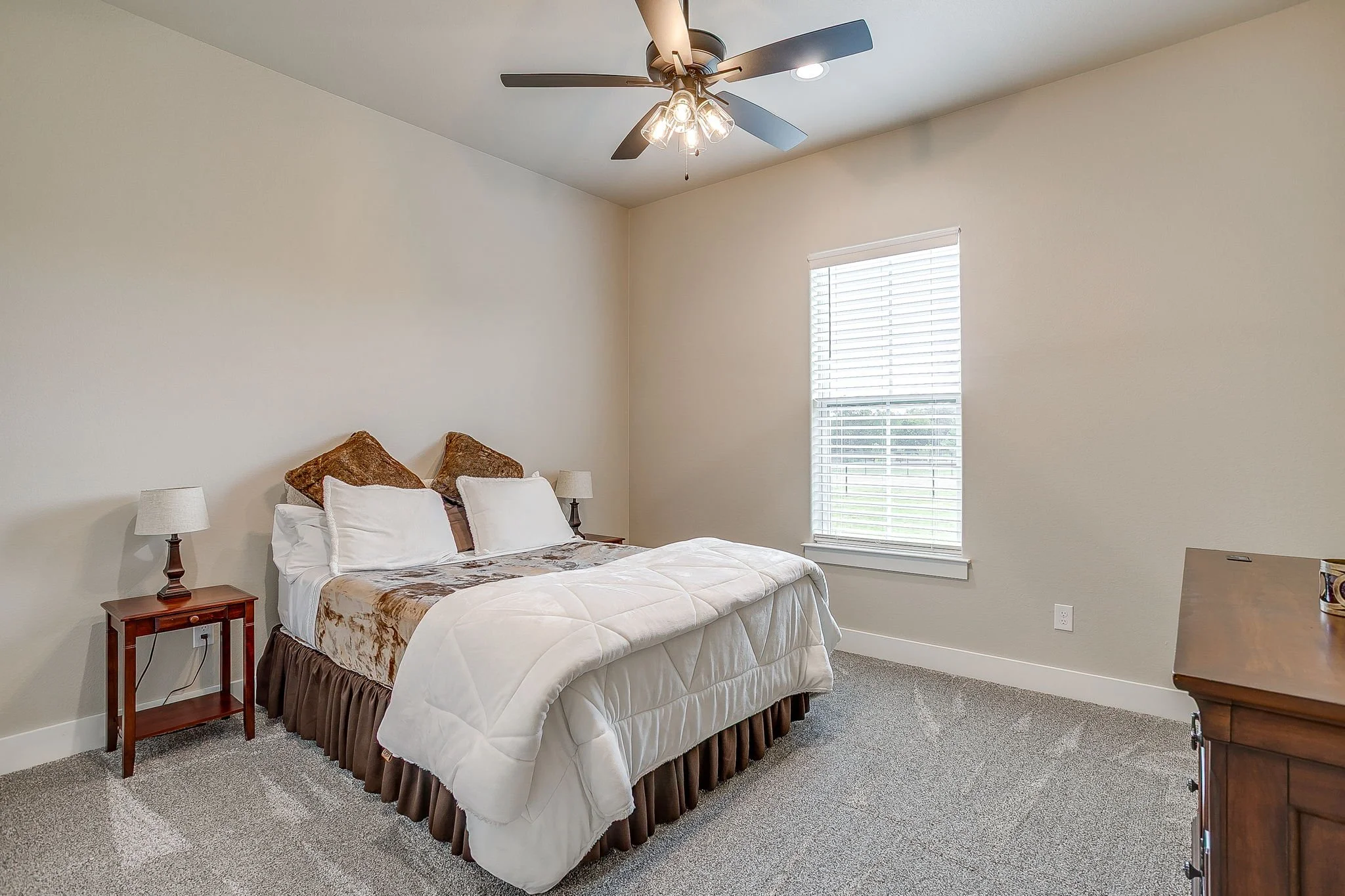 420 Cattlebaron Parc Dr (49 of 68).jpg