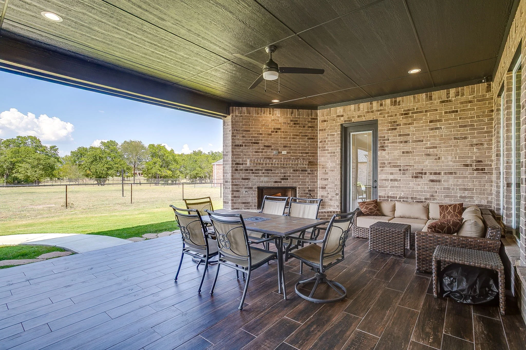 420 Cattlebaron Parc Dr (60 of 68).jpg