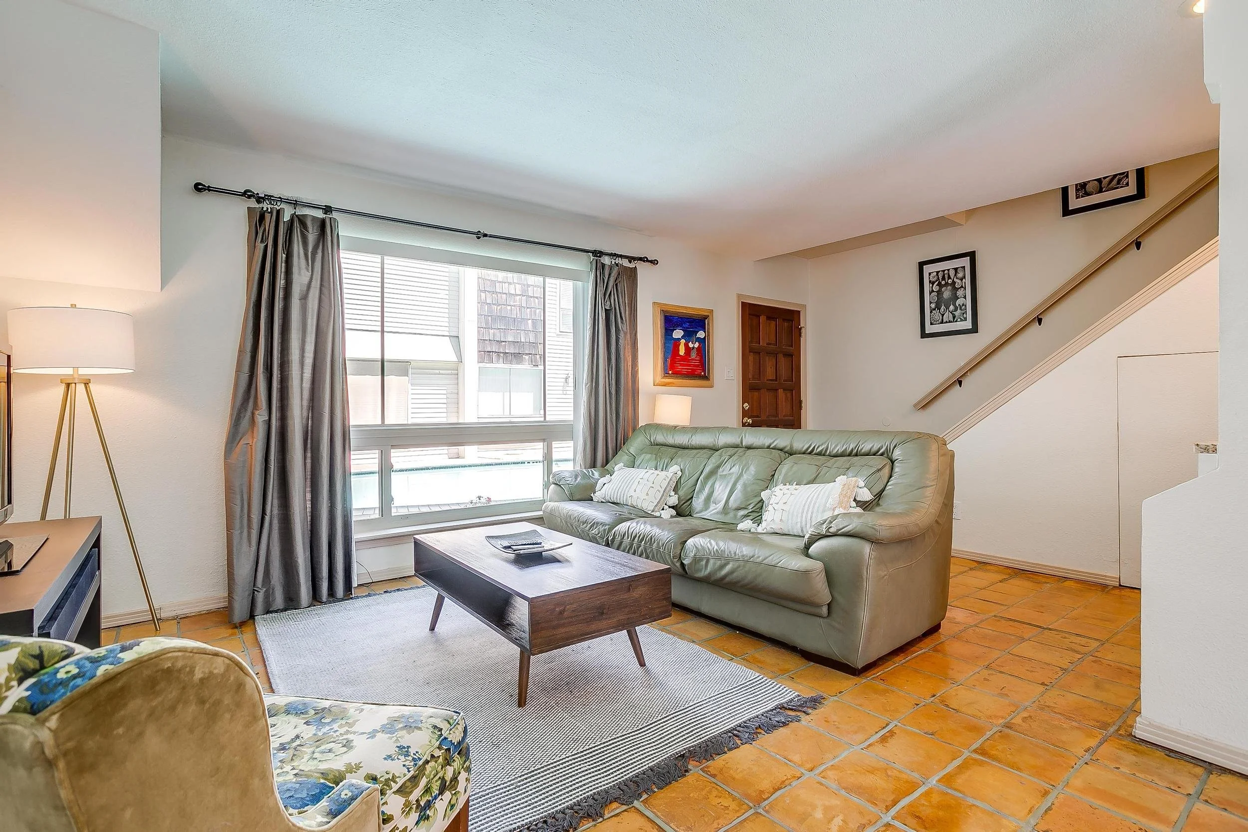 2710 Douglas Ave. (6 of 43).jpg