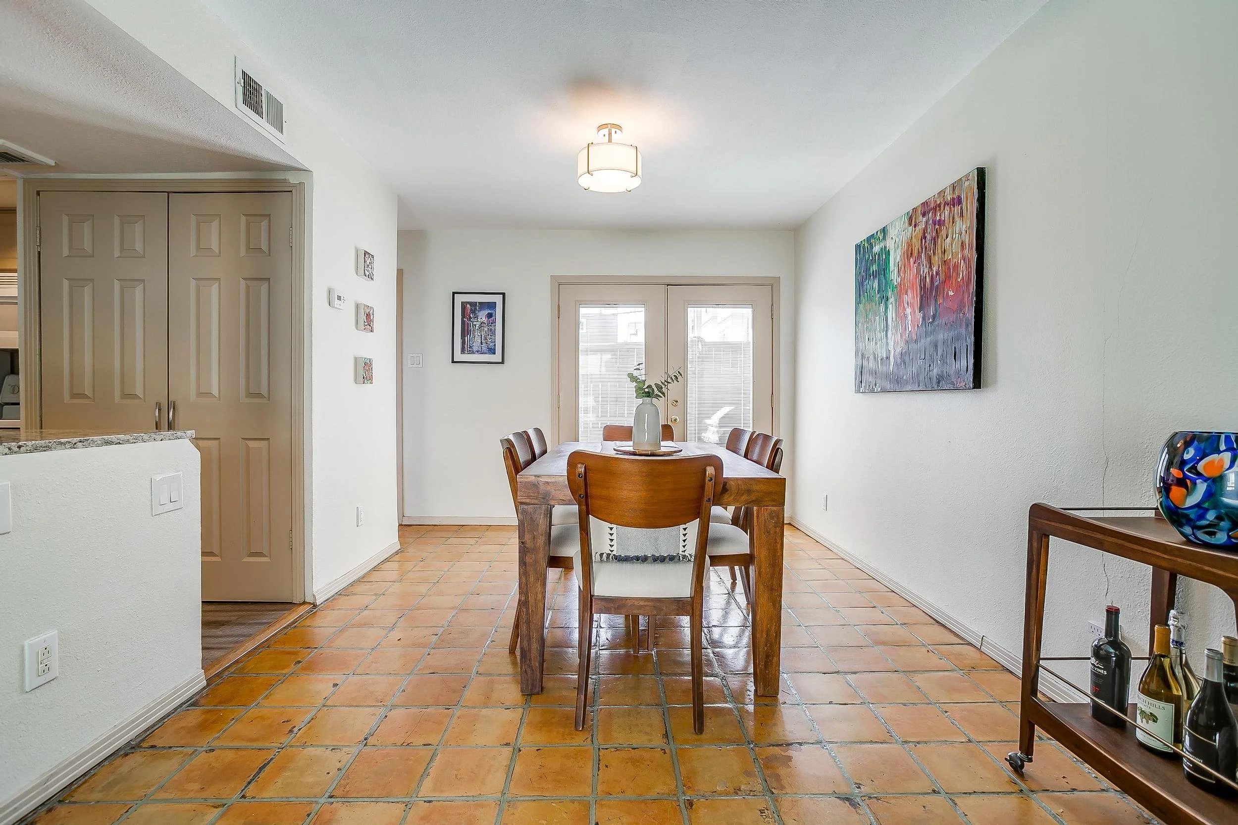 2710 Douglas Ave. (11 of 43).jpg