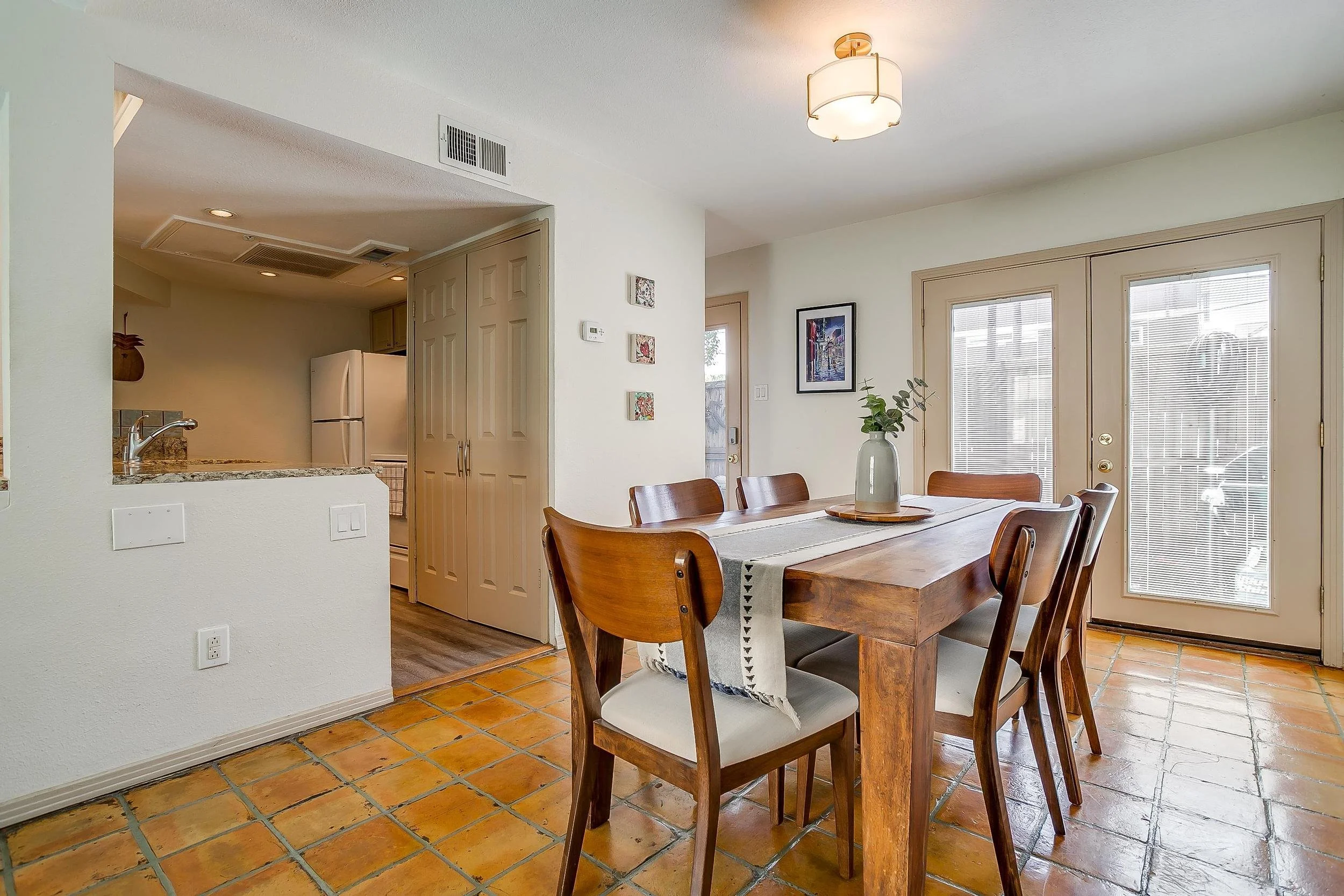 2710 Douglas Ave. (12 of 43).jpg
