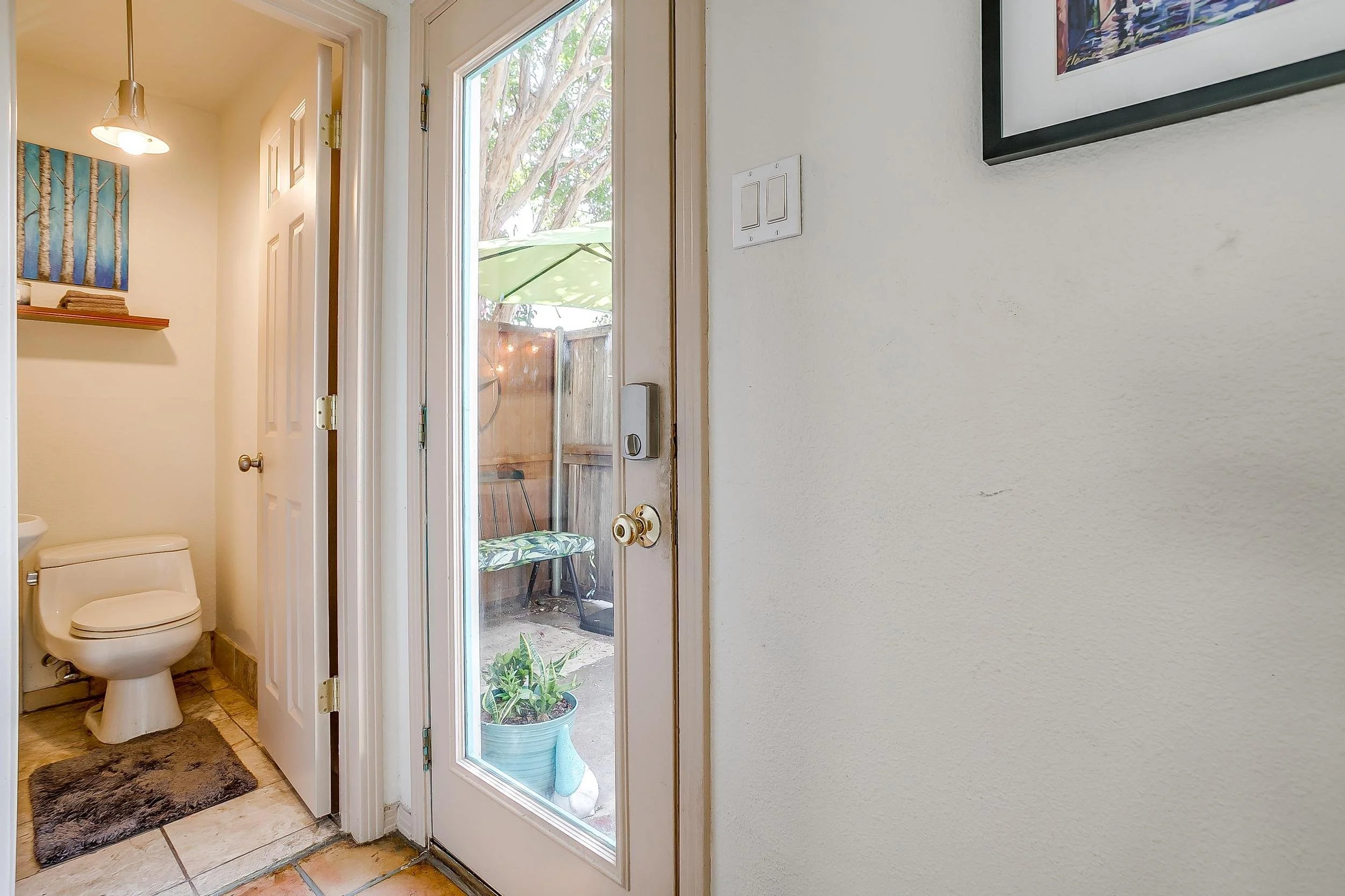 2710 Douglas Ave. (24 of 43).jpg
