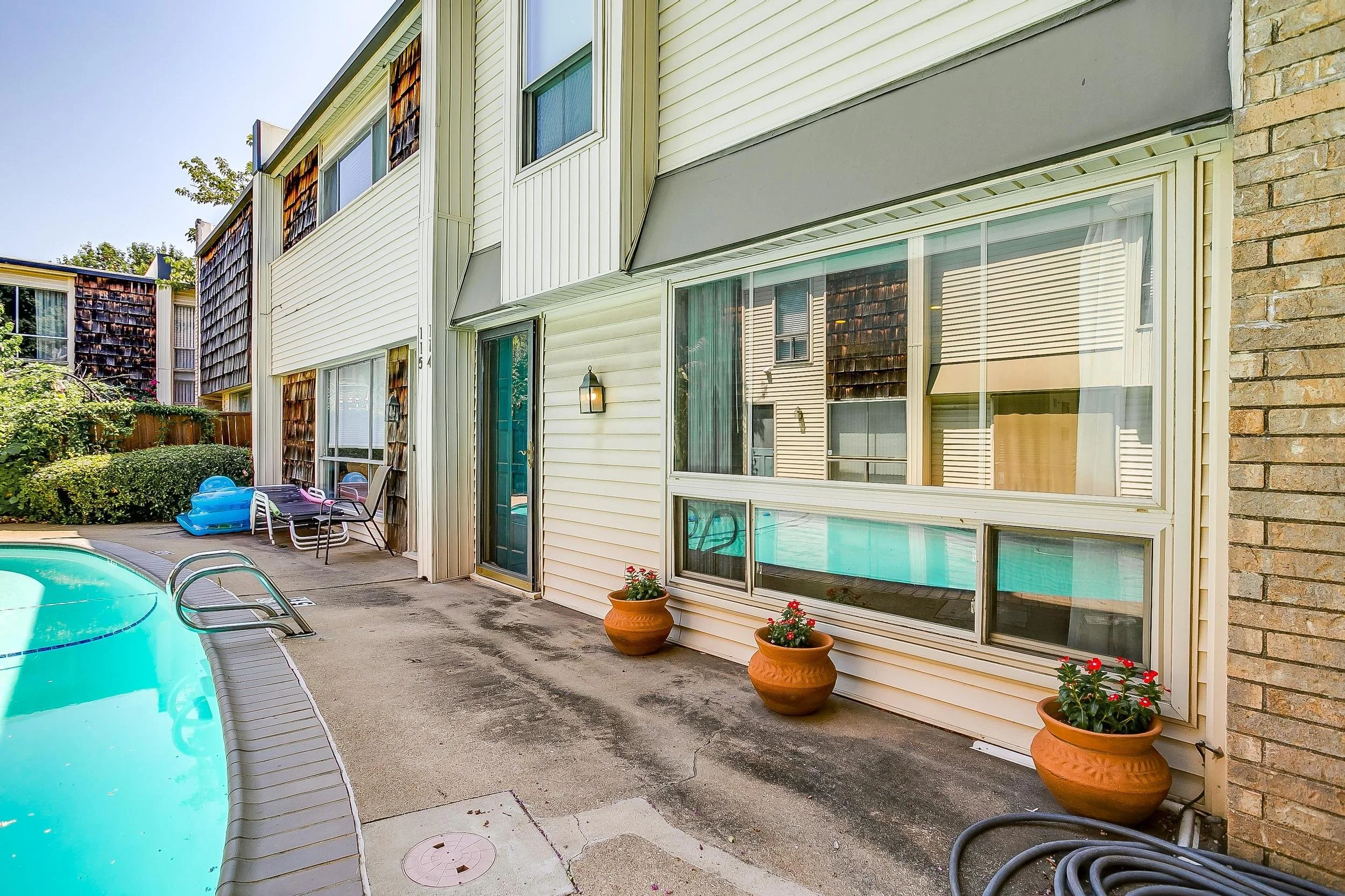 2710 Douglas Ave. (40 of 43).jpg