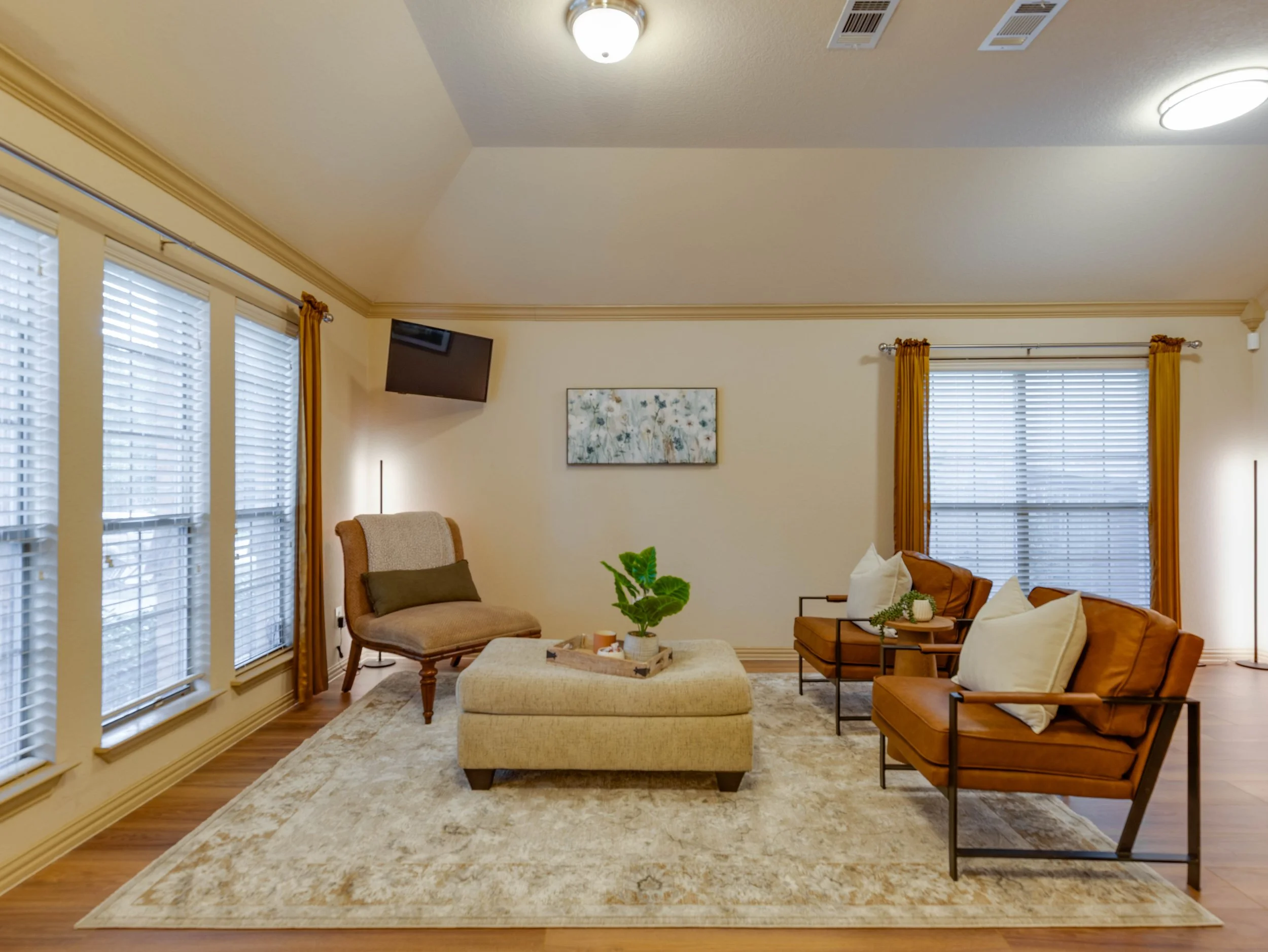 012 Family Room.jpg
