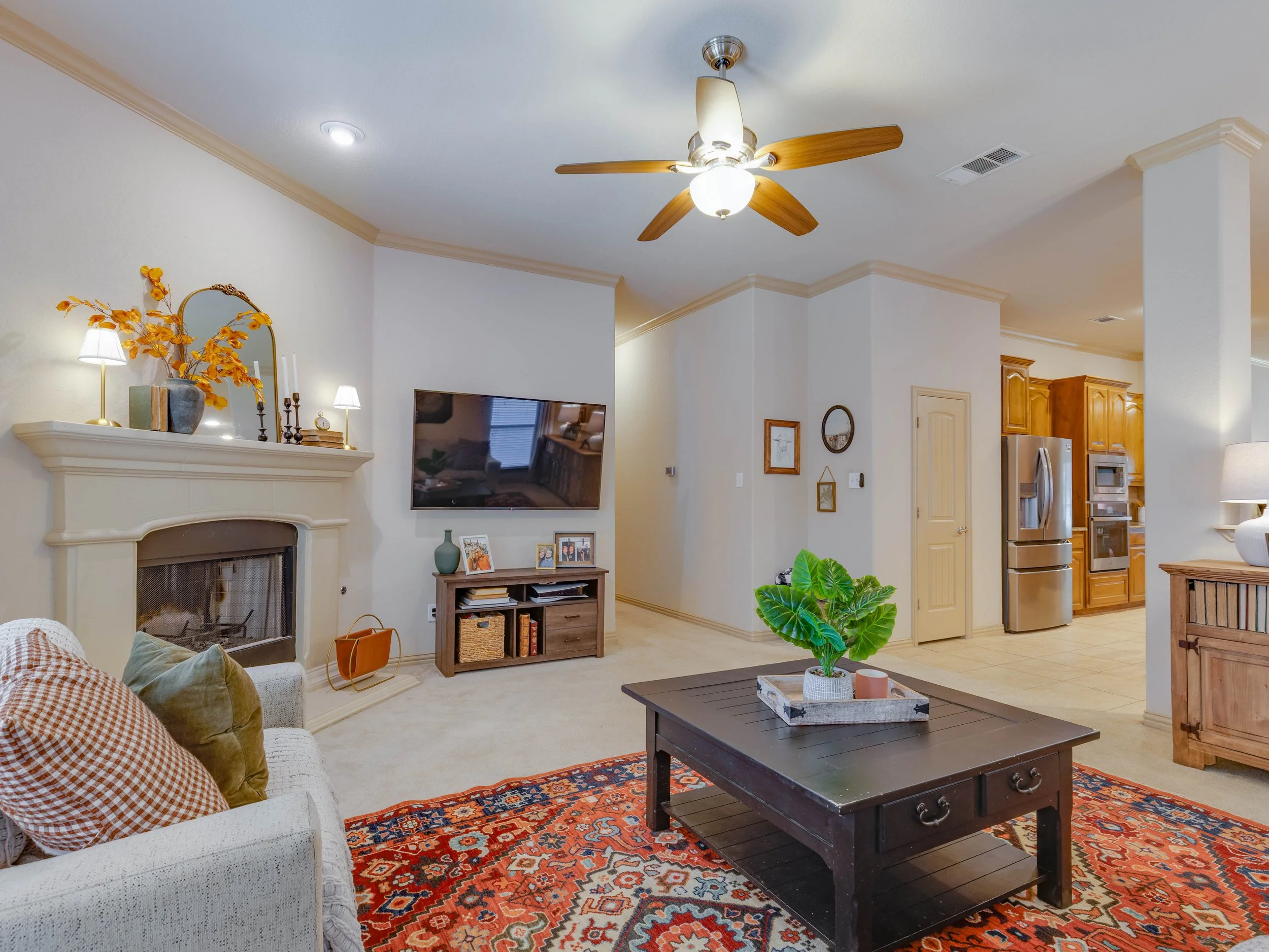 028 Living Room.jpg