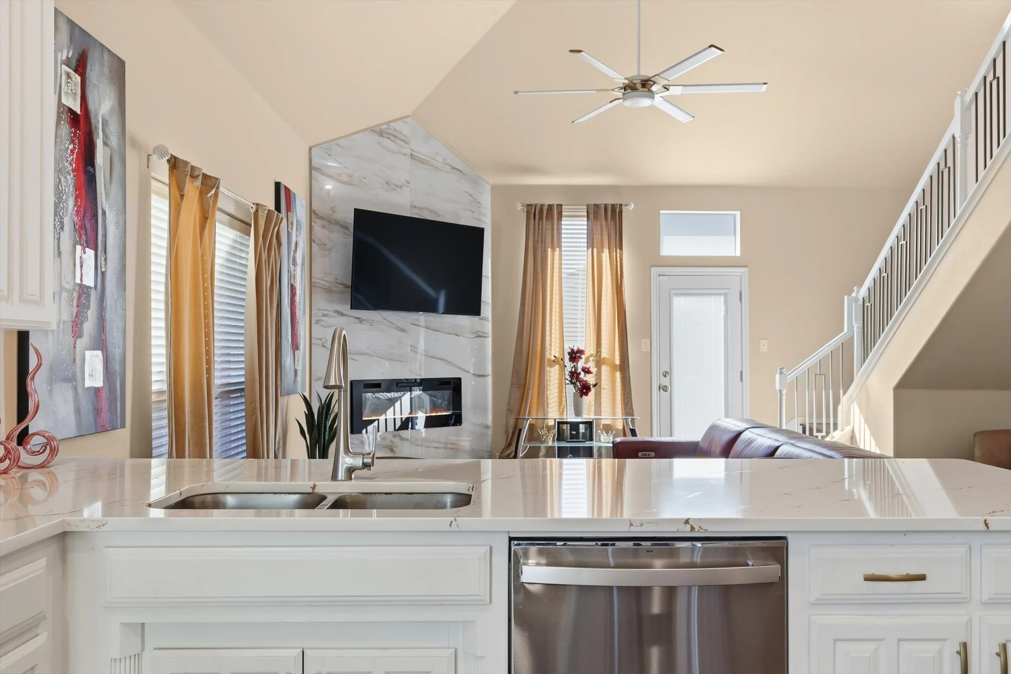 Copy of 16-8308 Fall Crest Dr Final-16.jpg