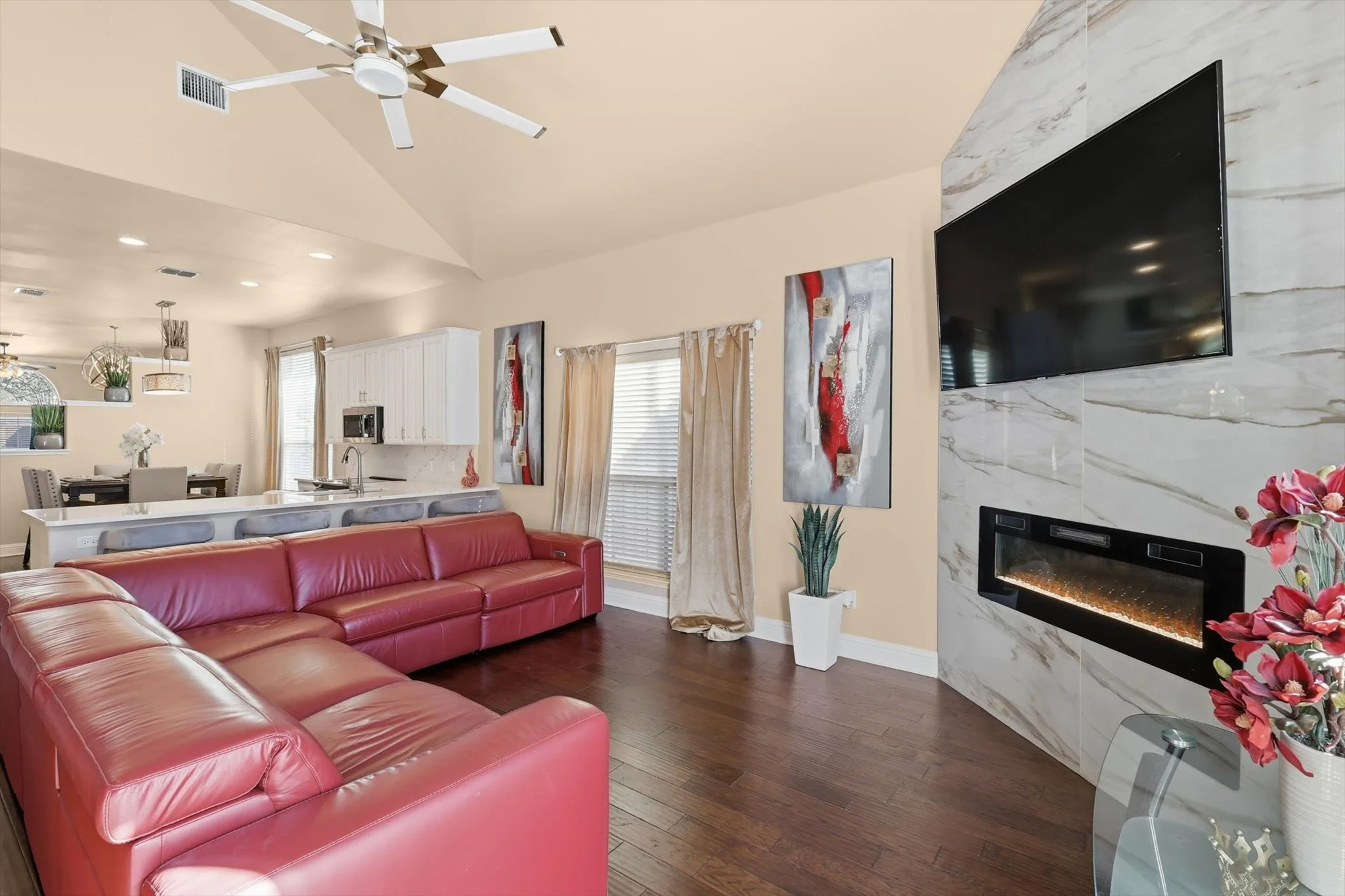 Copy of 22-8308 Fall Crest Dr Final-22.jpg
