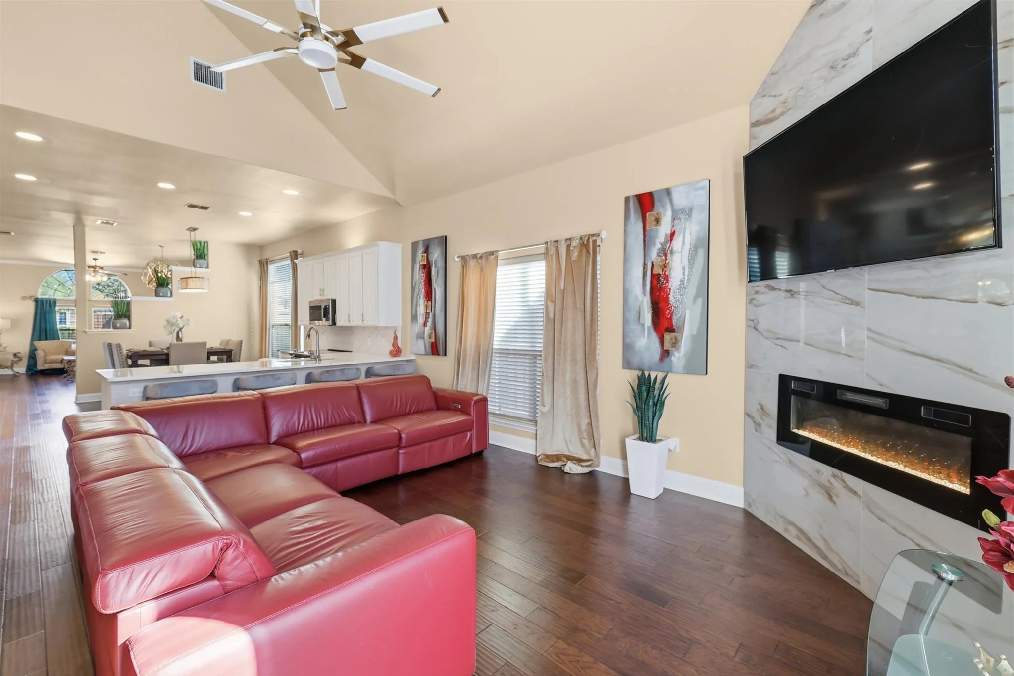 Copy of 24-8308 Fall Crest Dr Final-24.jpg