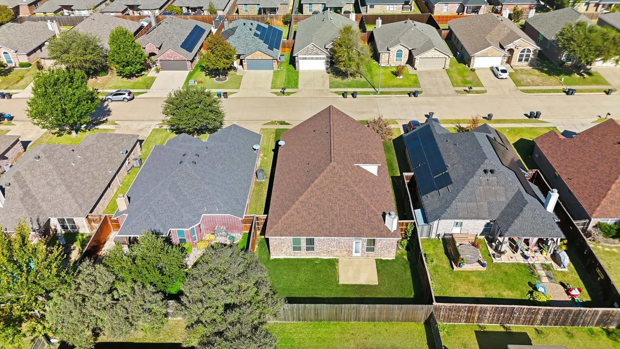 Copy of 47-8308 Fall Crest Dr Final-47.jpg