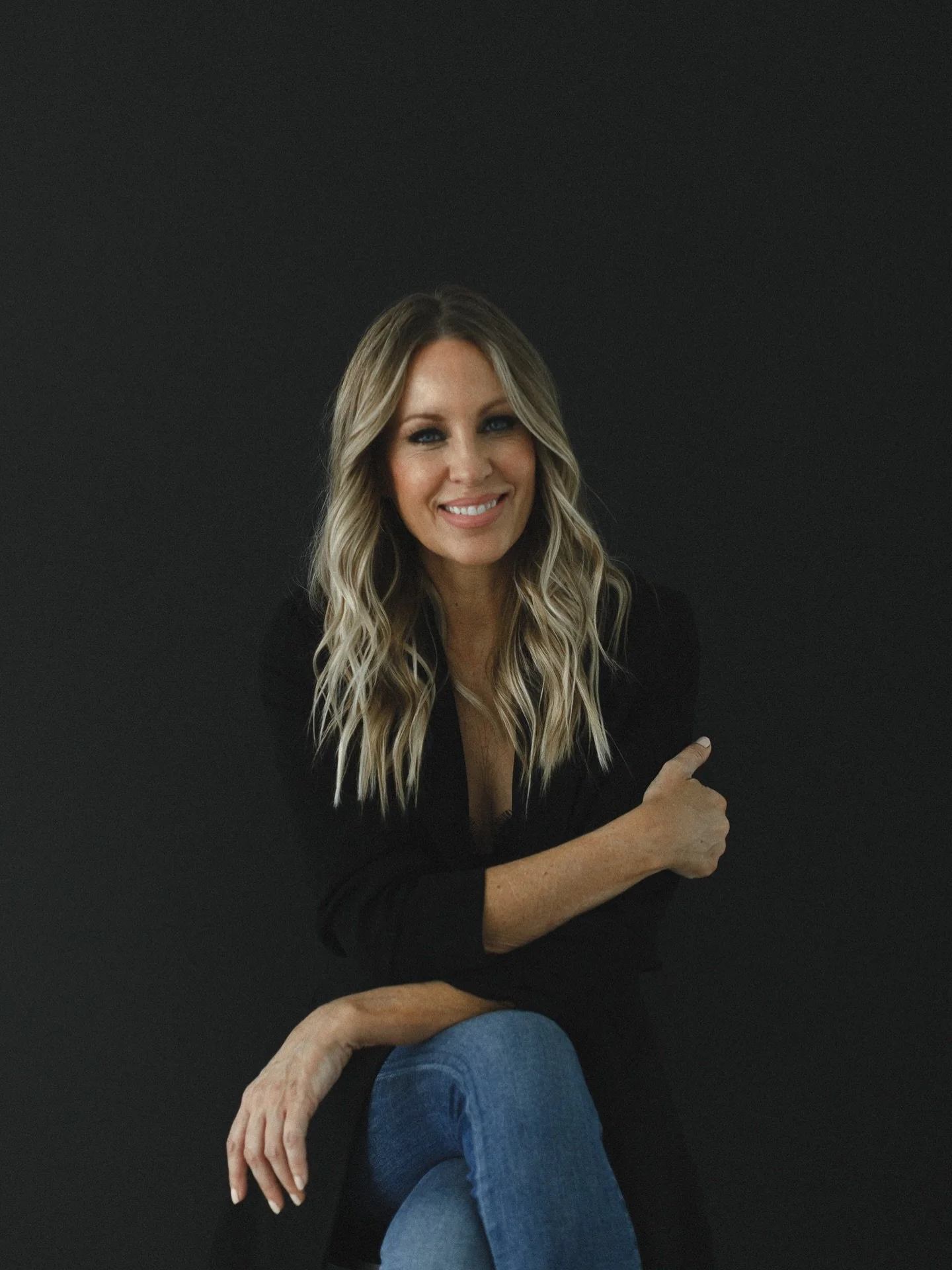 @lindsey_theashtonagency Celebrating another year with The Ashton Agency!
We&rsquo;re grateful for your dedication, your heart for clients, and the excellence you bring to our team every day.
Here&rsquo;s to another year of growth, wins, and purpose-