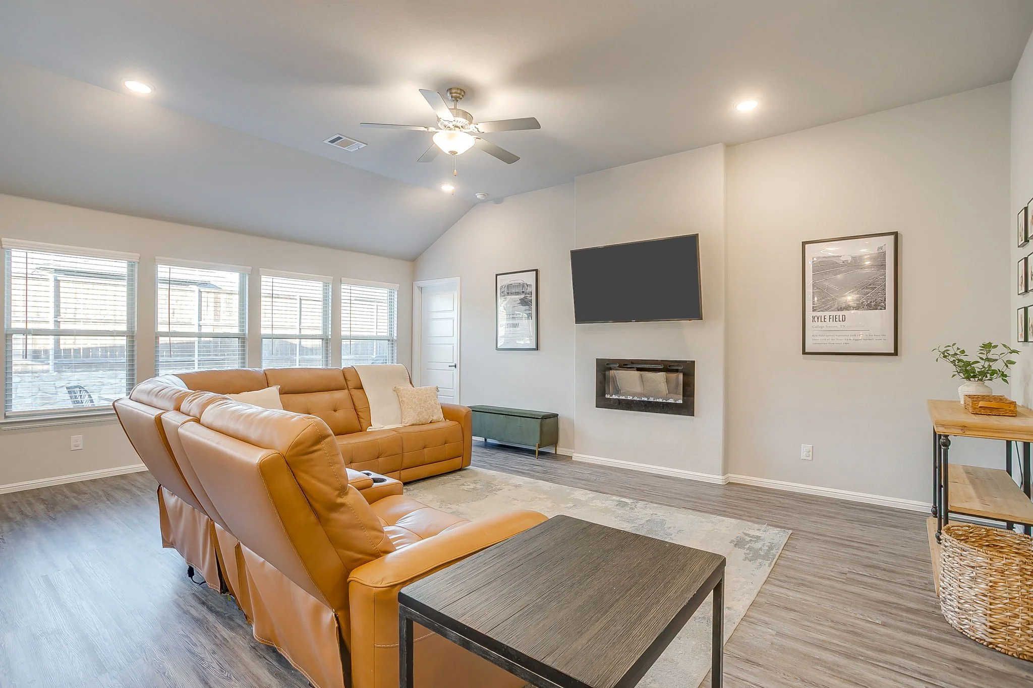 8805 Bronze Meadow Dr (9 of 44).jpg
