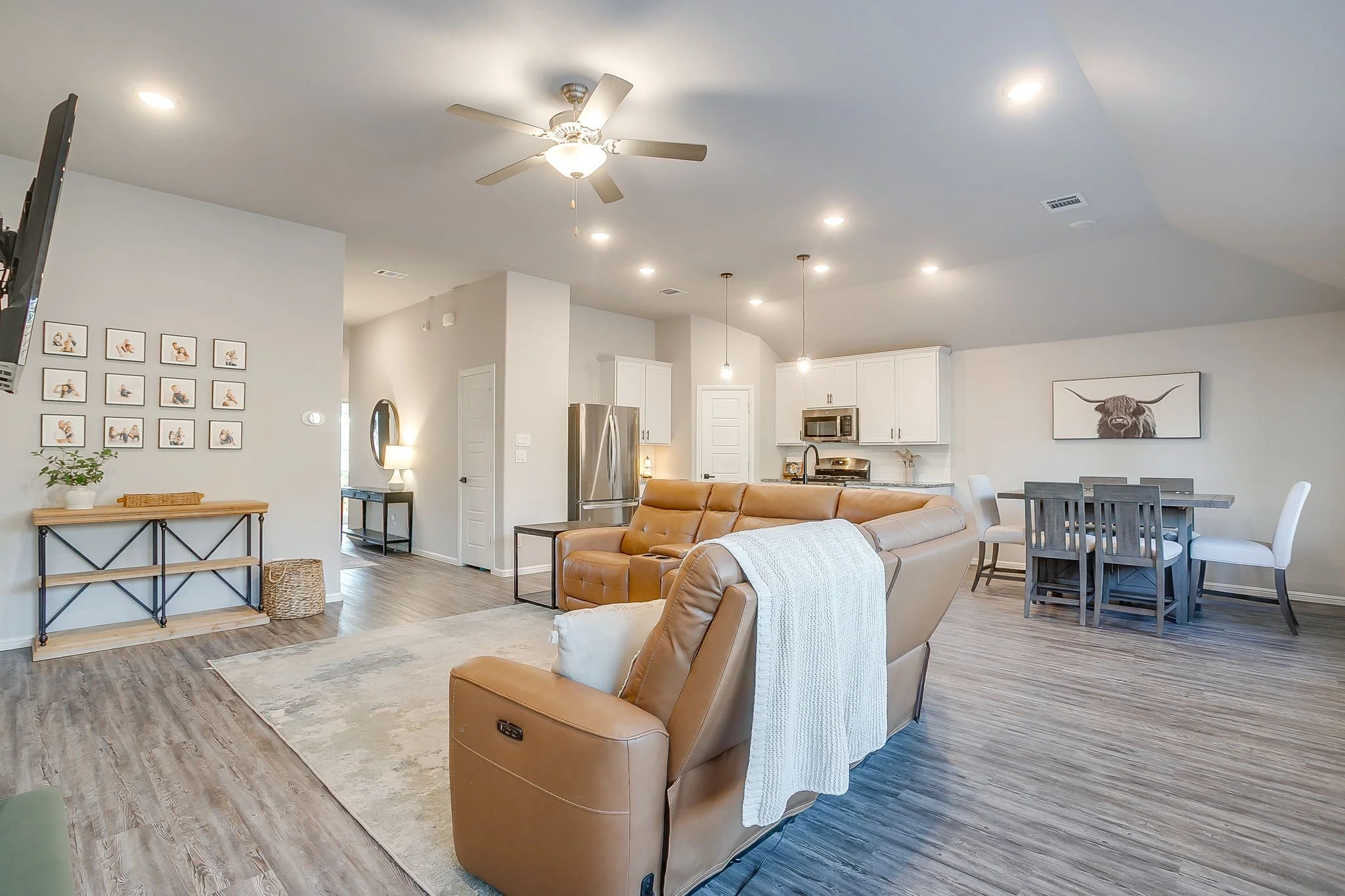 8805 Bronze Meadow Dr (11 of 44).jpg
