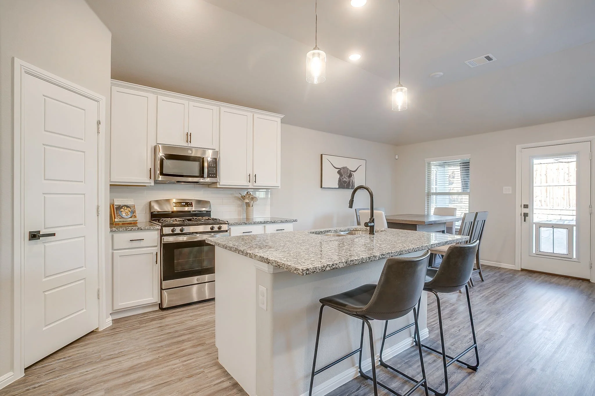 8805 Bronze Meadow Dr (13 of 44).jpg