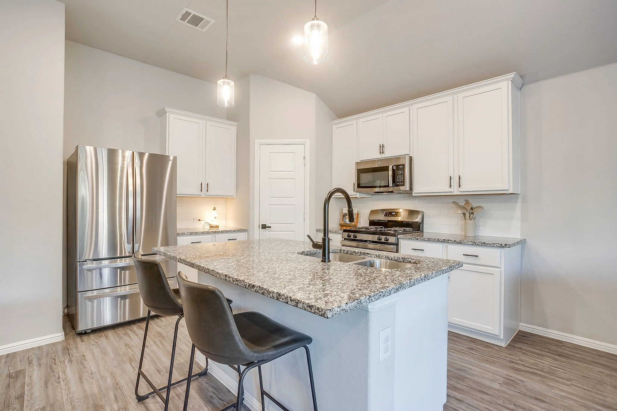 8805 Bronze Meadow Dr (14 of 44).jpg