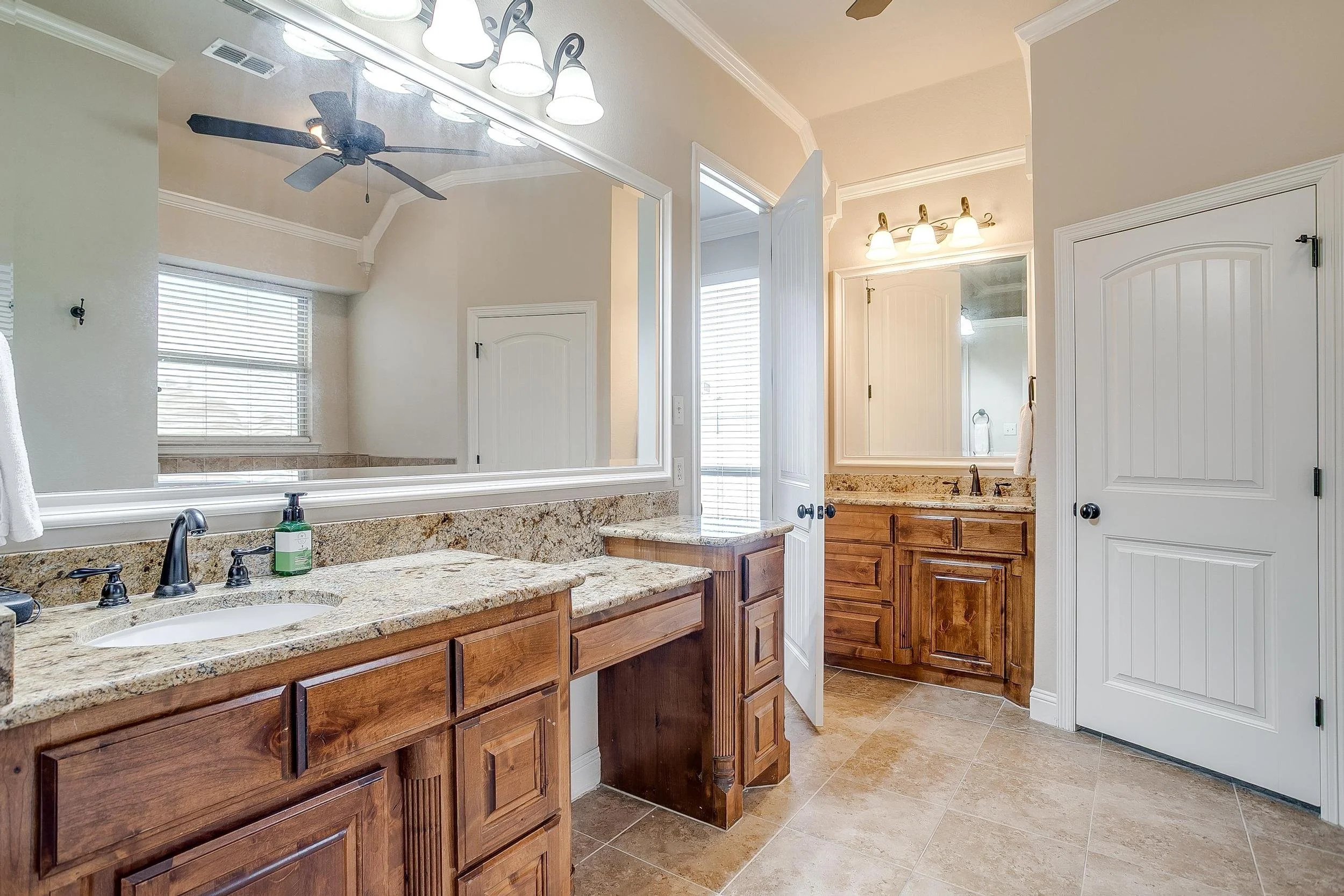 131 Condor View (35 of 56).jpg
