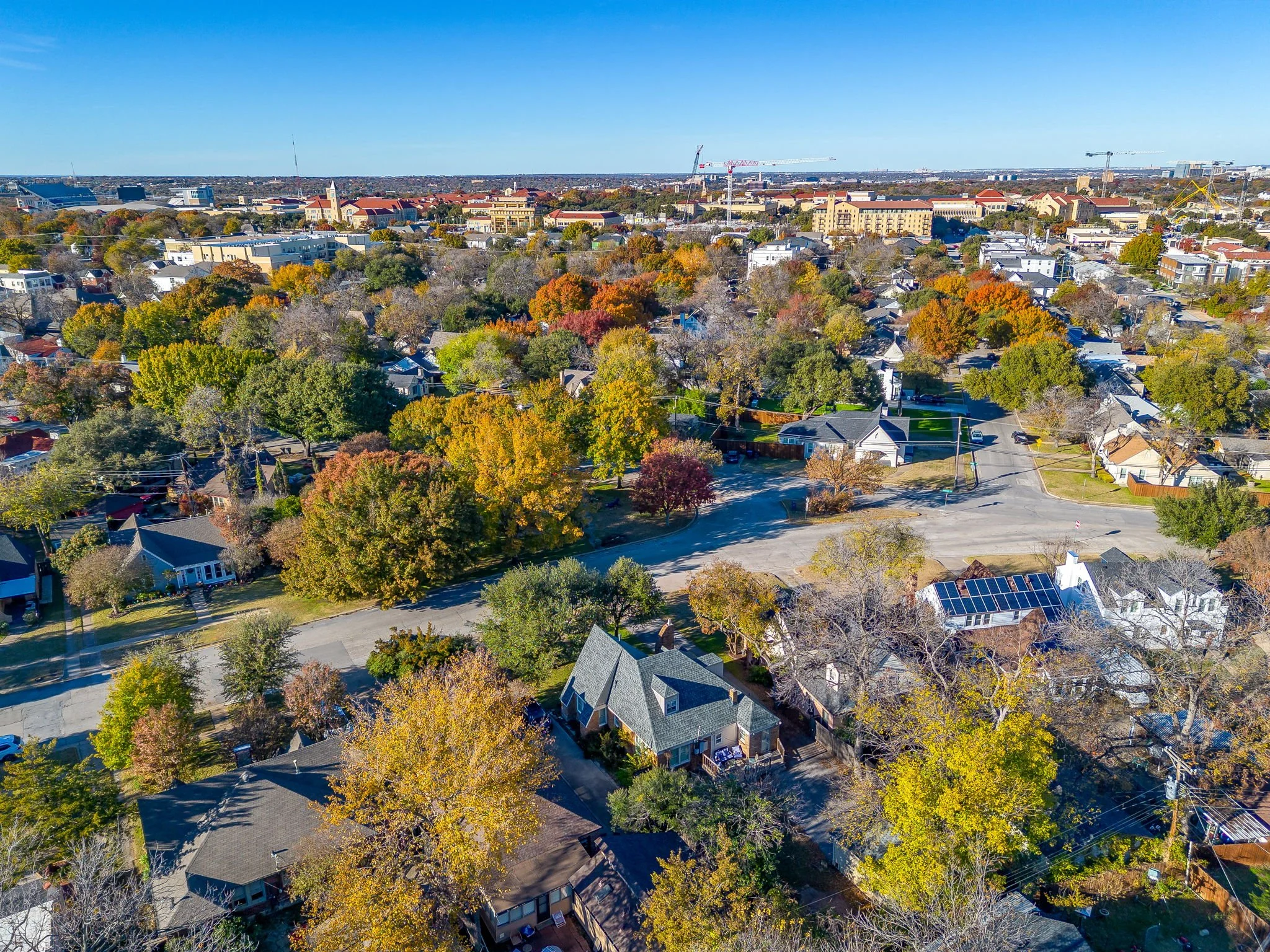 3305 Park Ridge Blvd (2 of 48).jpg