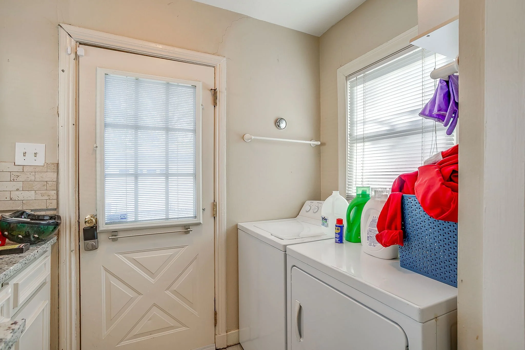 3305 Park Ridge Blvd (23 of 48).jpg