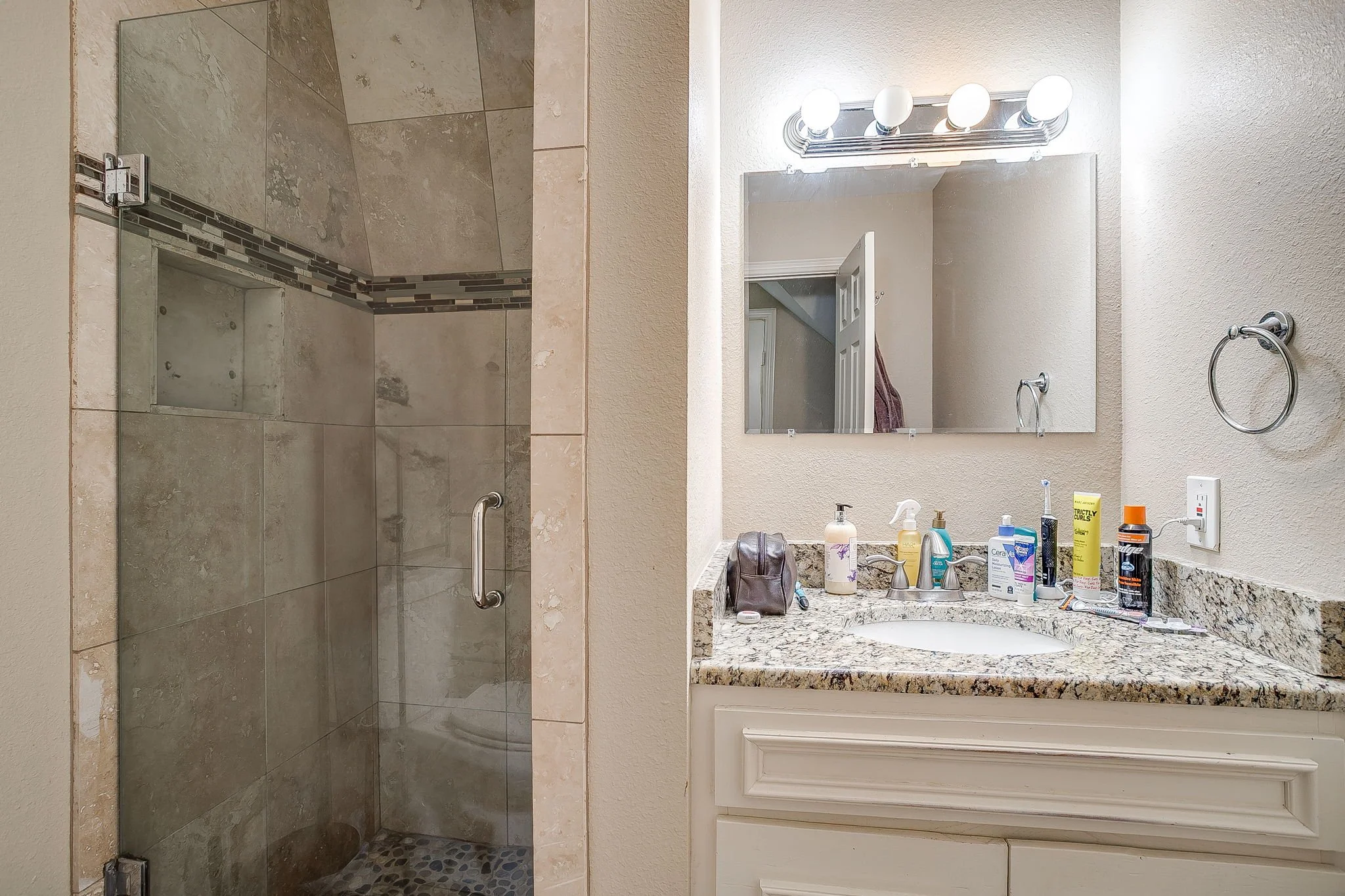 3305 Park Ridge Blvd (30 of 48).jpg