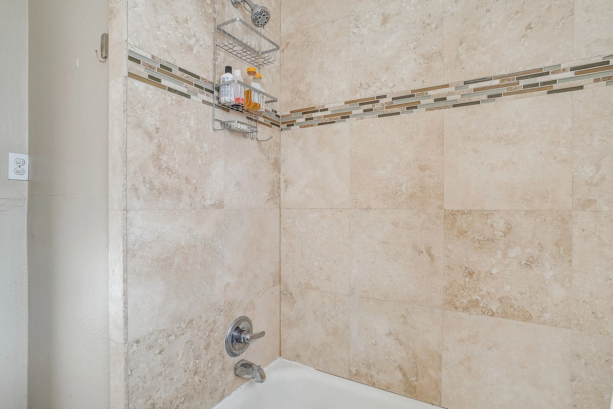 3305 Park Ridge Blvd (37 of 48).jpg