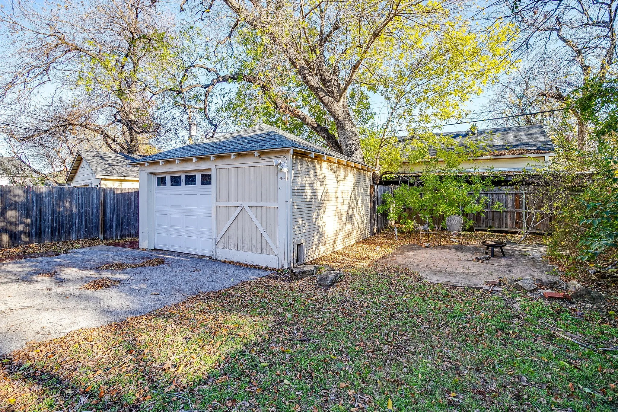 3305 Park Ridge Blvd (43 of 48).jpg