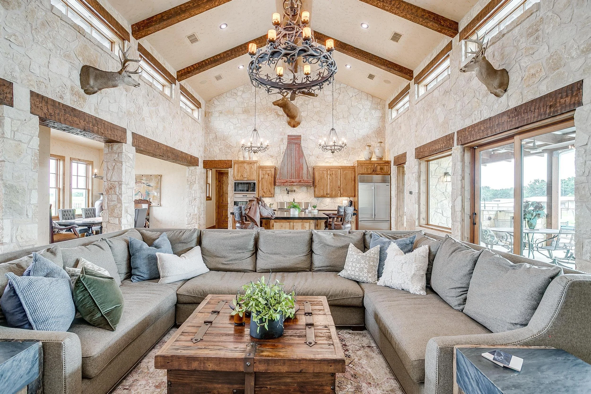 390 CHISUM TRAIL ROAD