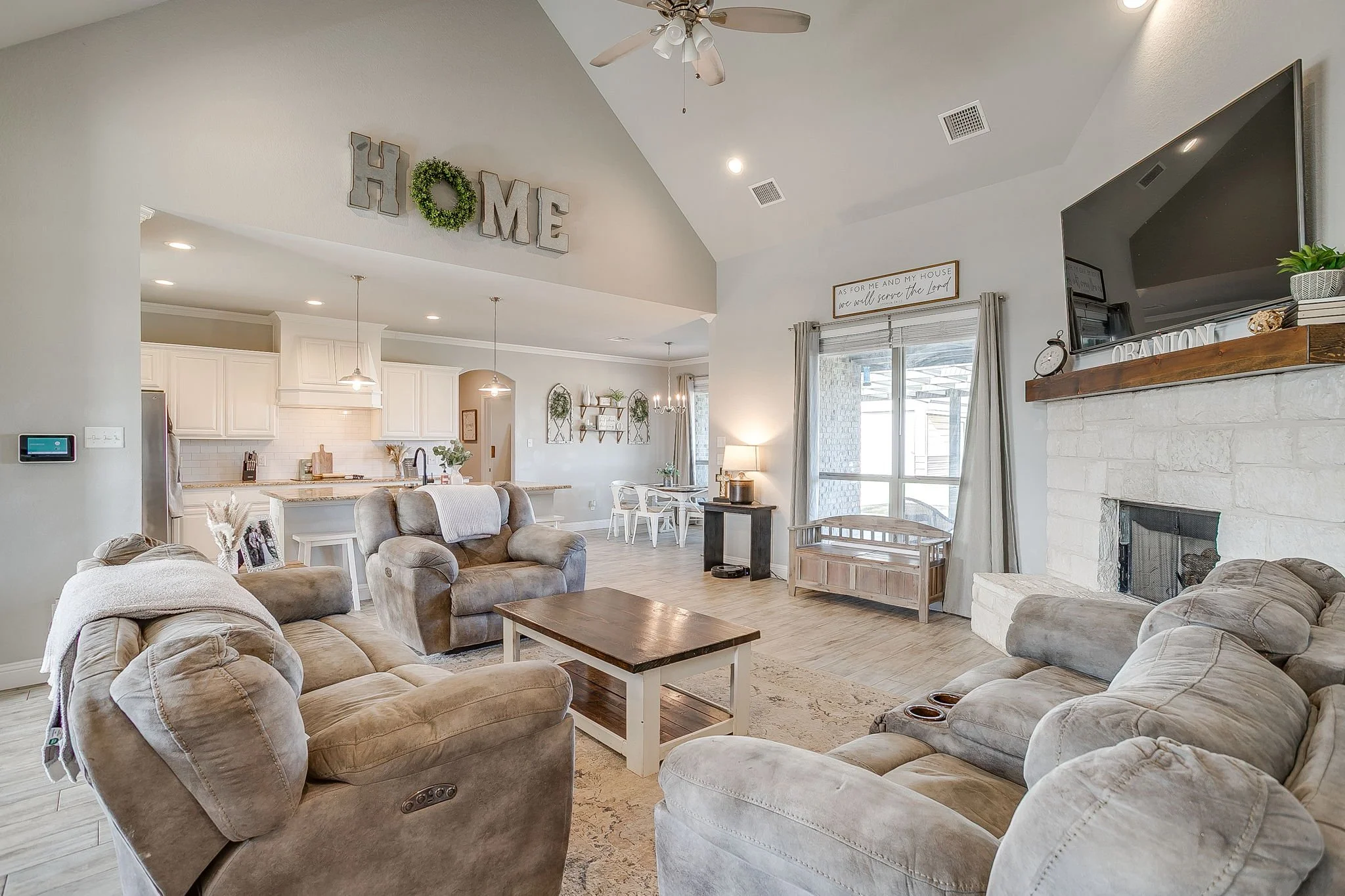 116 Acasia St (19 of 55).jpg