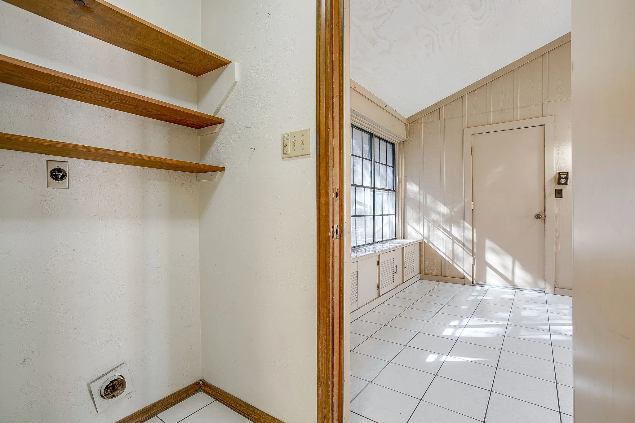 118 Woodcrest St (28 of 55).jpg