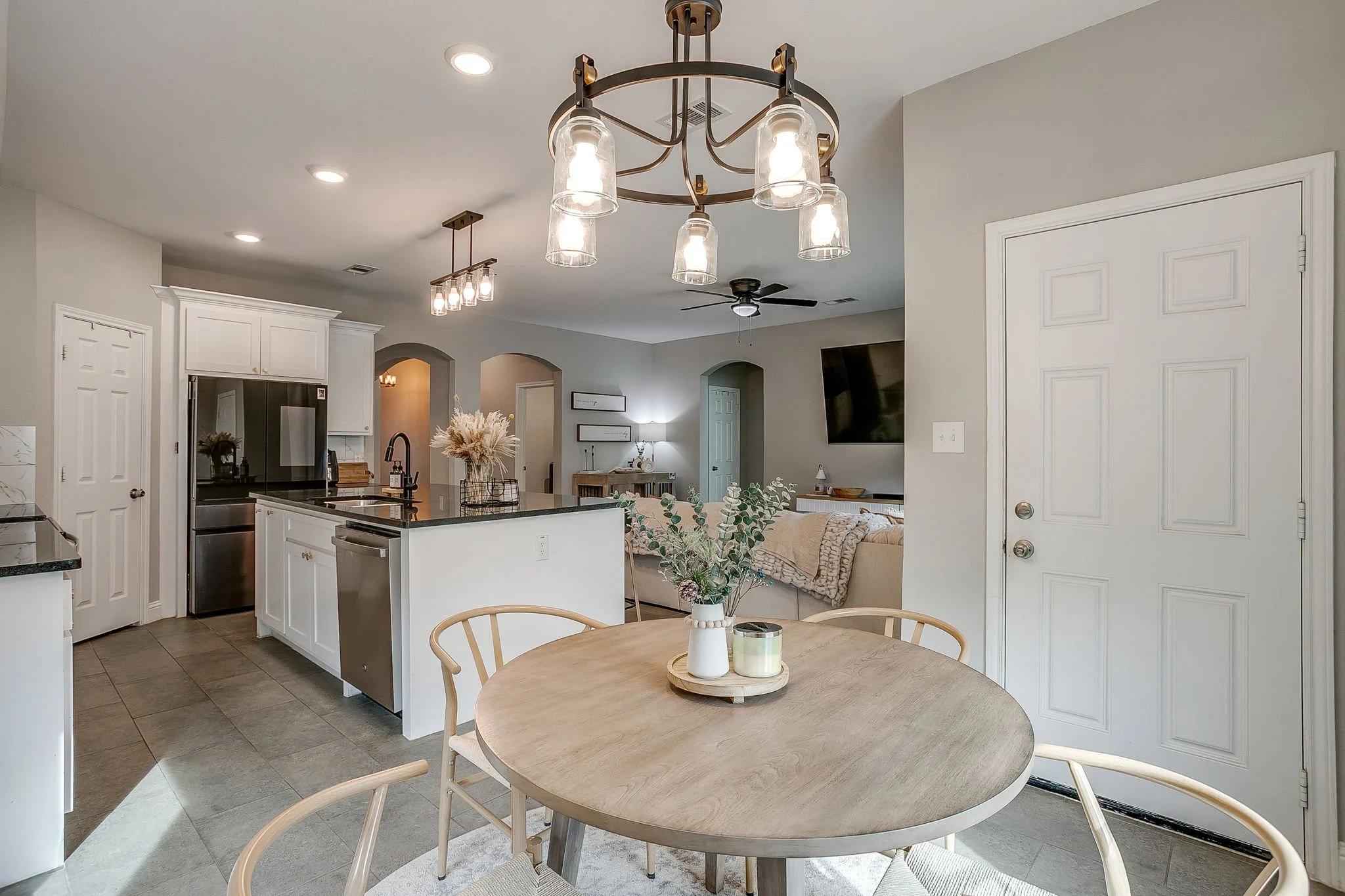 5617 Kilpatrick Ave r (24 of 46).jpg