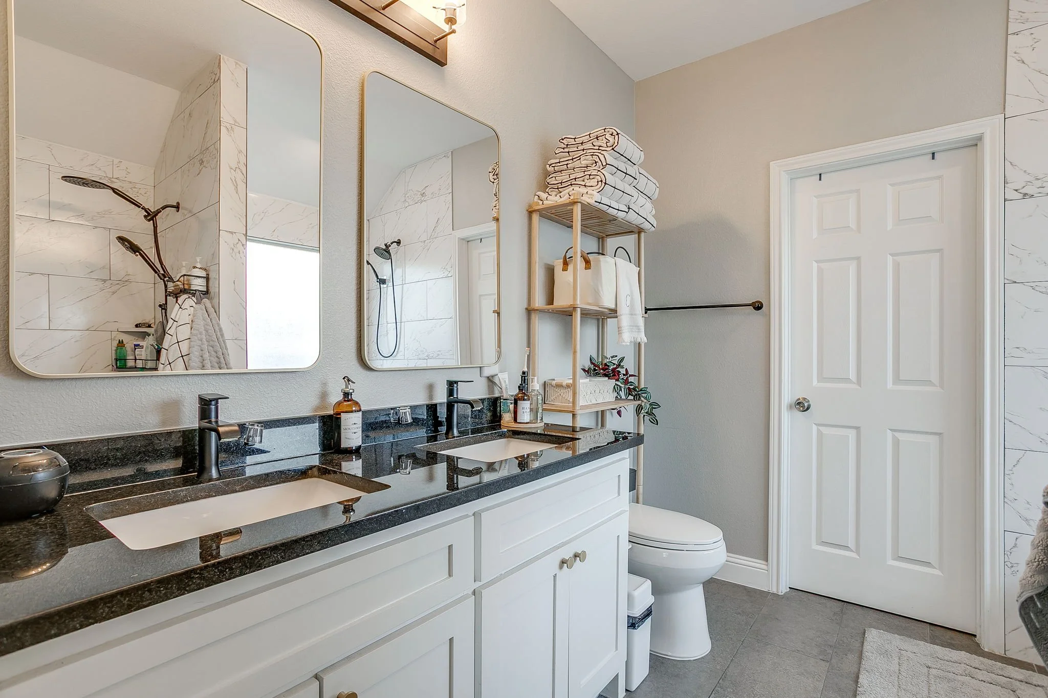 5617 Kilpatrick Ave r (30 of 46).jpg