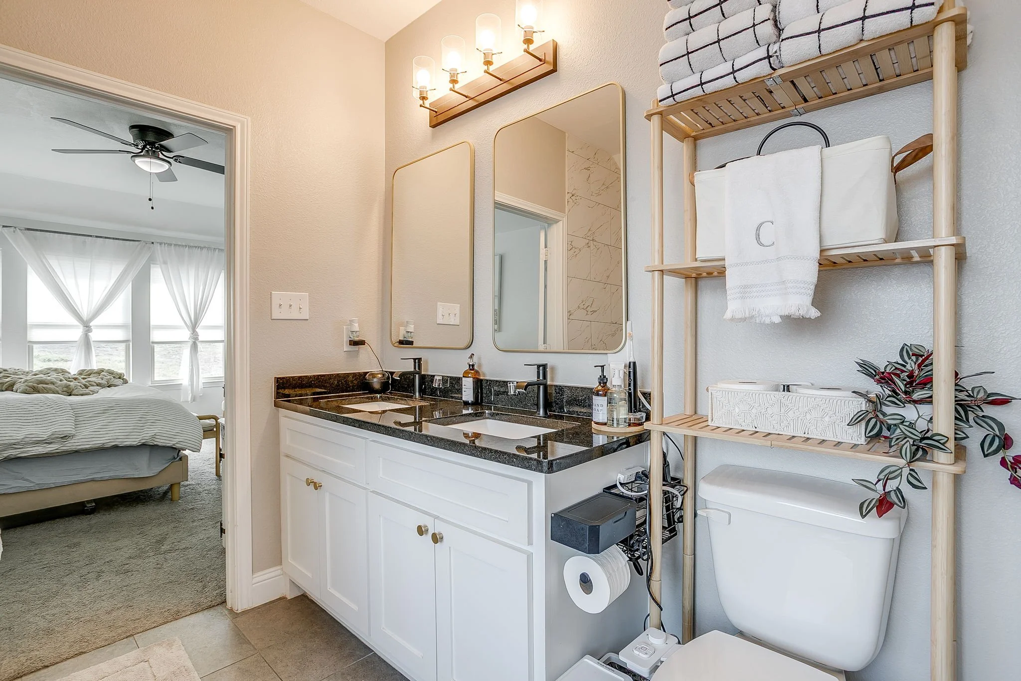 5617 Kilpatrick Ave r (33 of 46).jpg