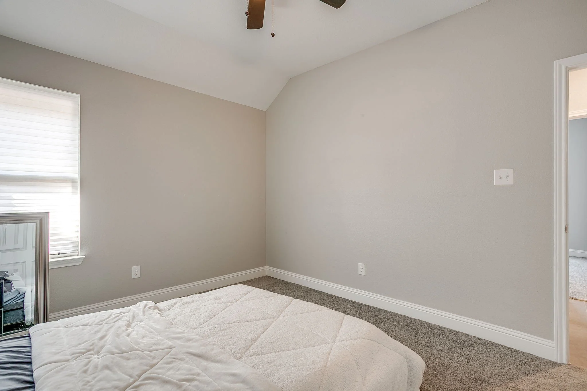 5617 Kilpatrick Ave r (37 of 46).jpg