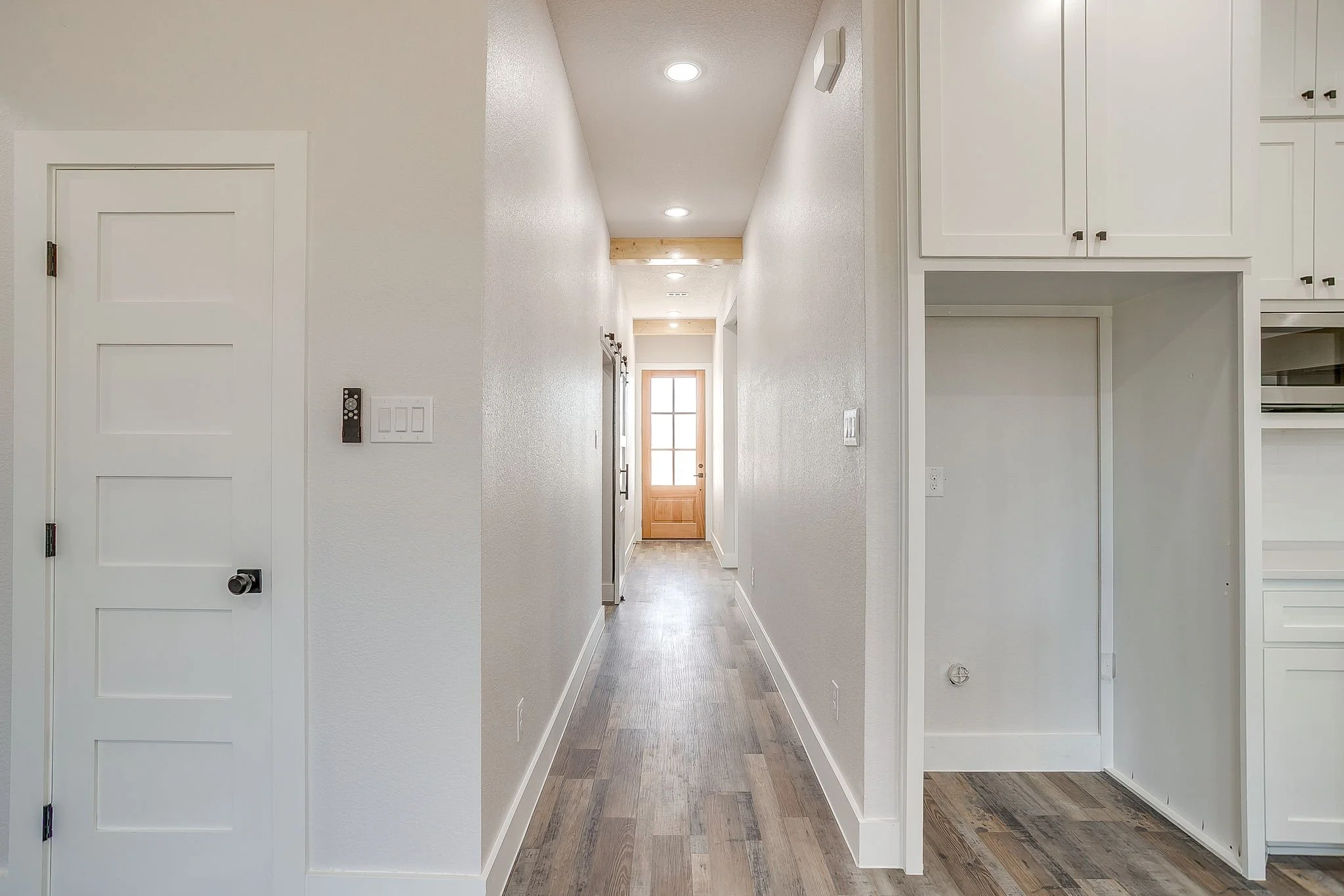 1406 Dorado Dr (18 of 58).jpg