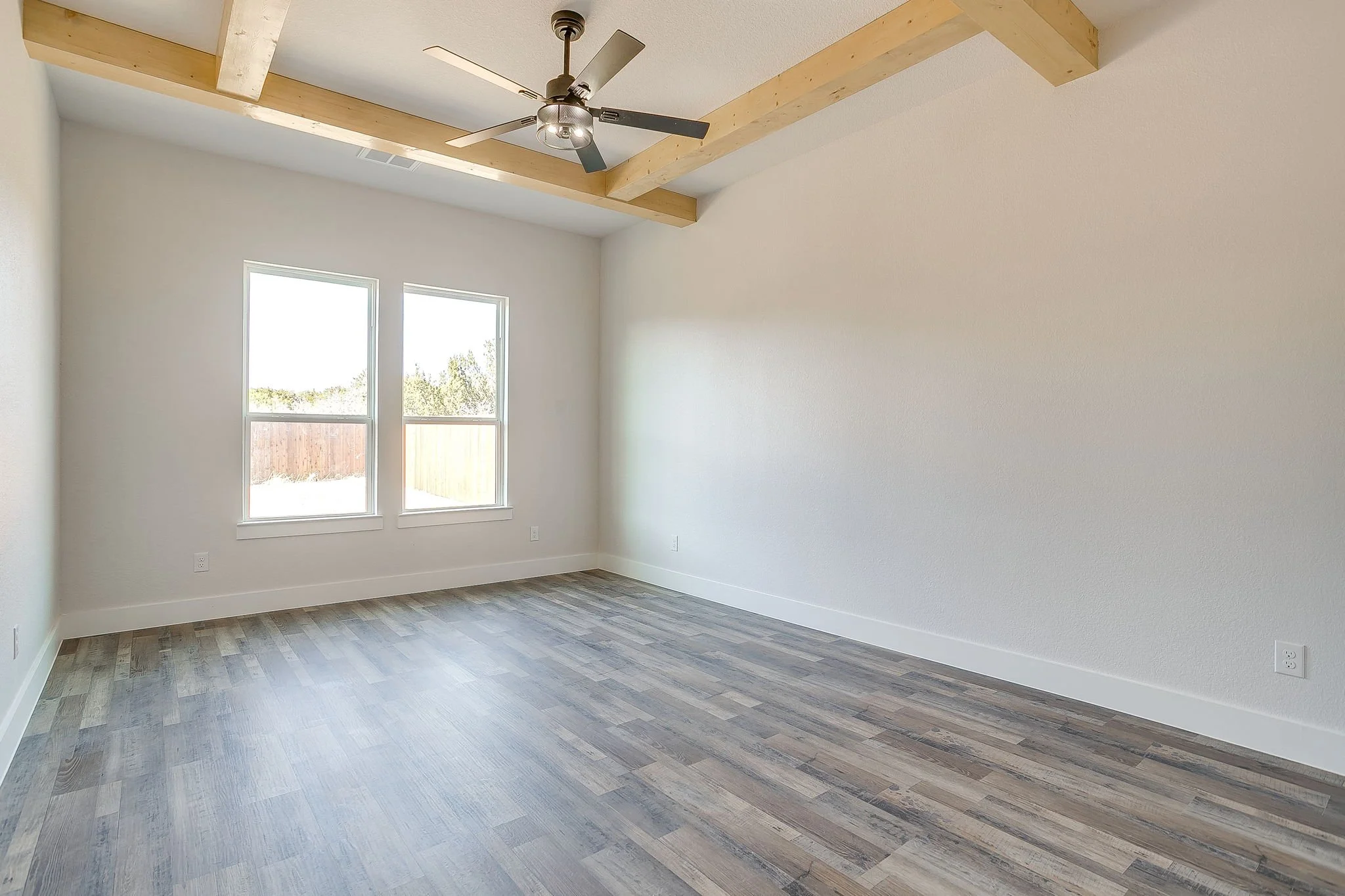 1406 Dorado Dr (34 of 58).jpg