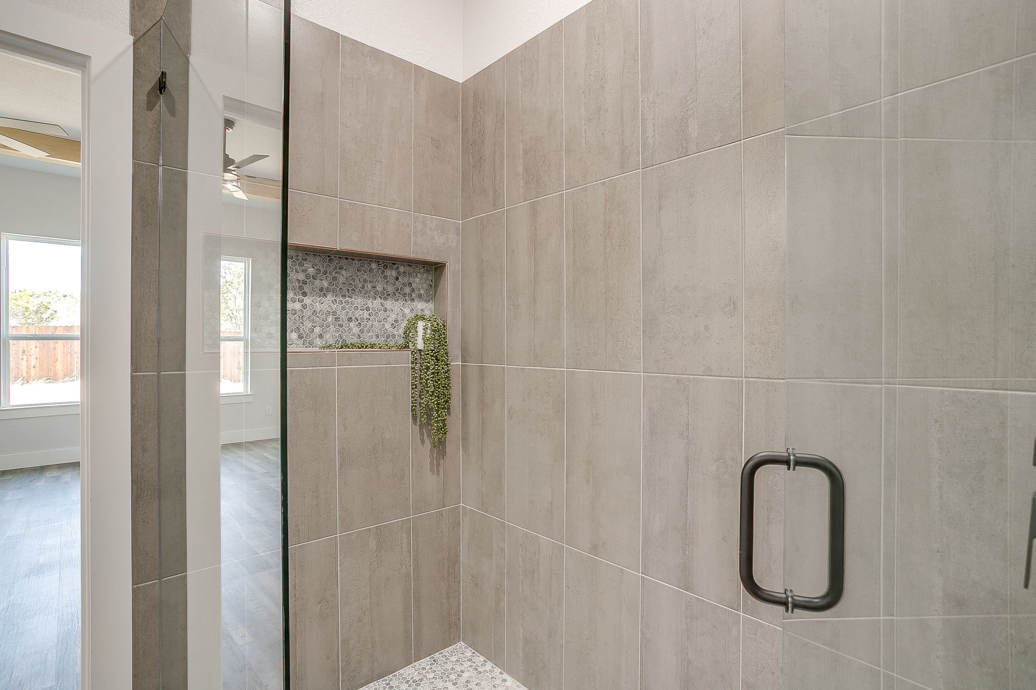 1406 Dorado Dr (40 of 58).jpg