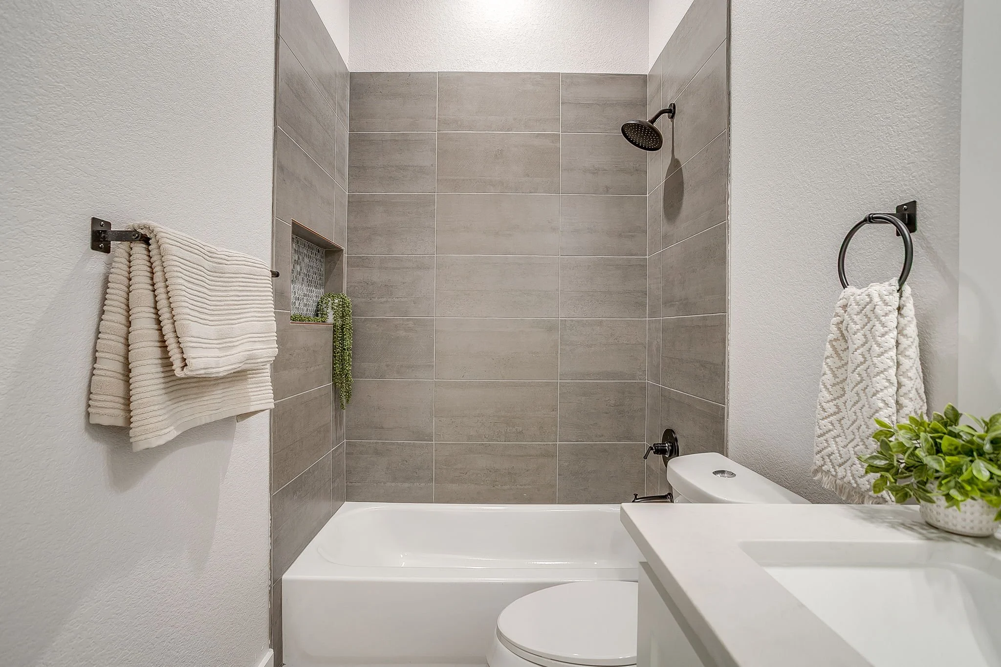 1406 Dorado Dr (47 of 58).jpg