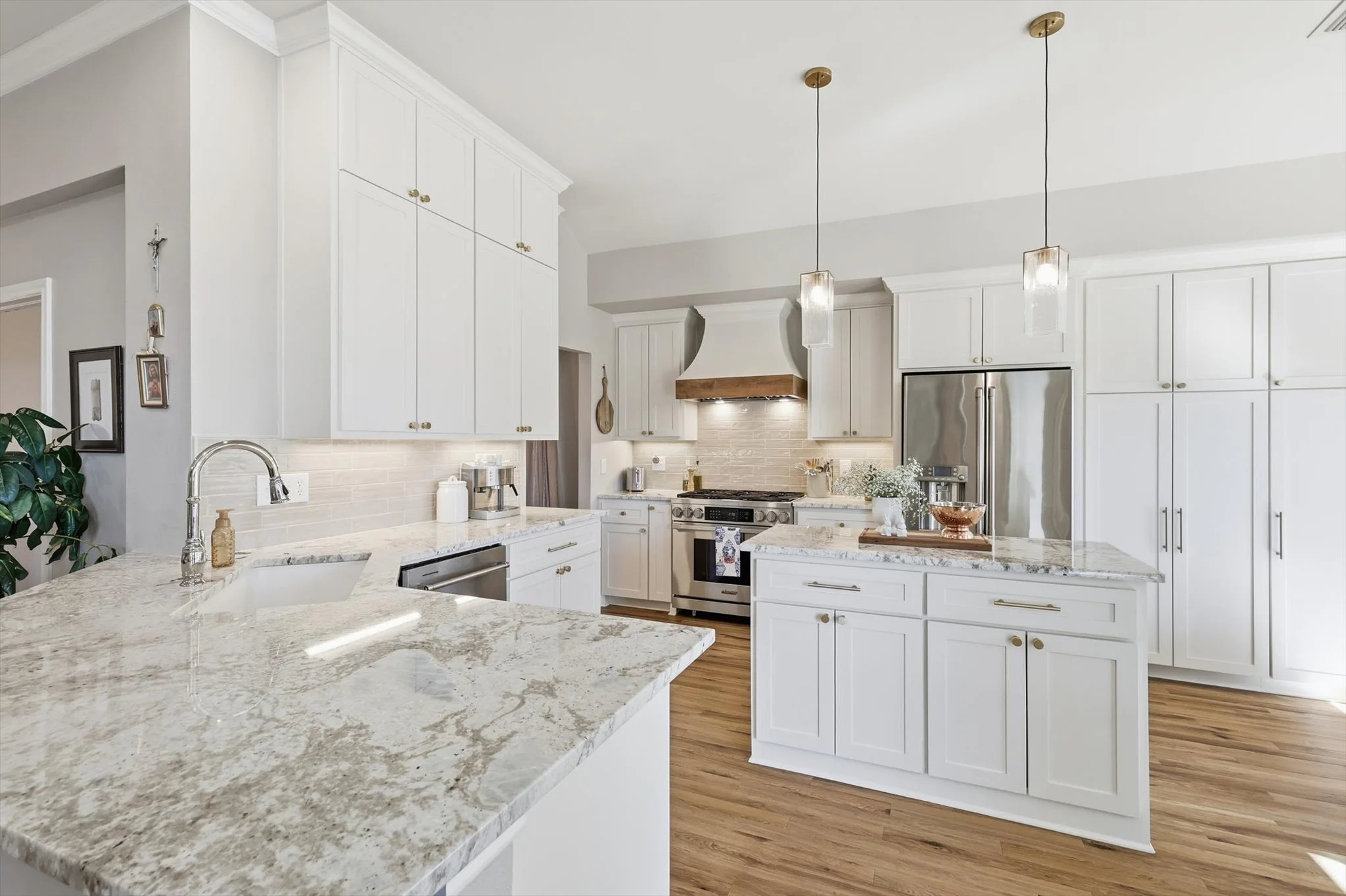 14-5809 Parkplace Dr Final-14.jpg