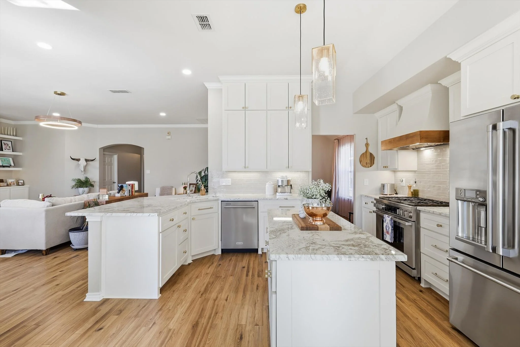 15-5809 Parkplace Dr Final-15.jpg