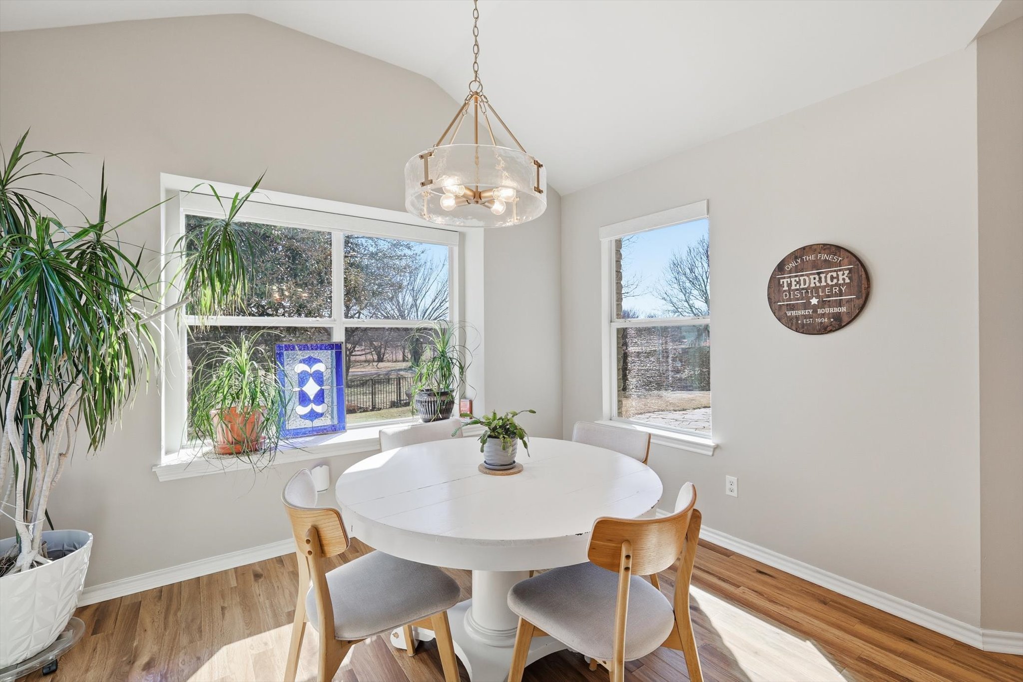 23-5809 Parkplace Dr Final-23.jpg