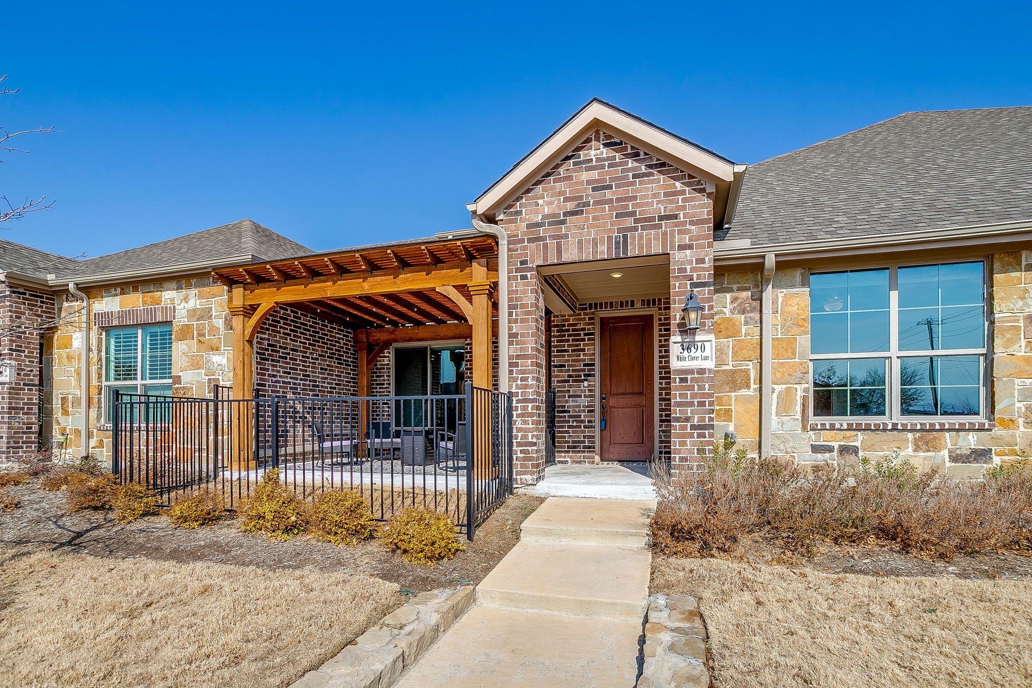 3690 White Clover Ln (19 of 59).jpg