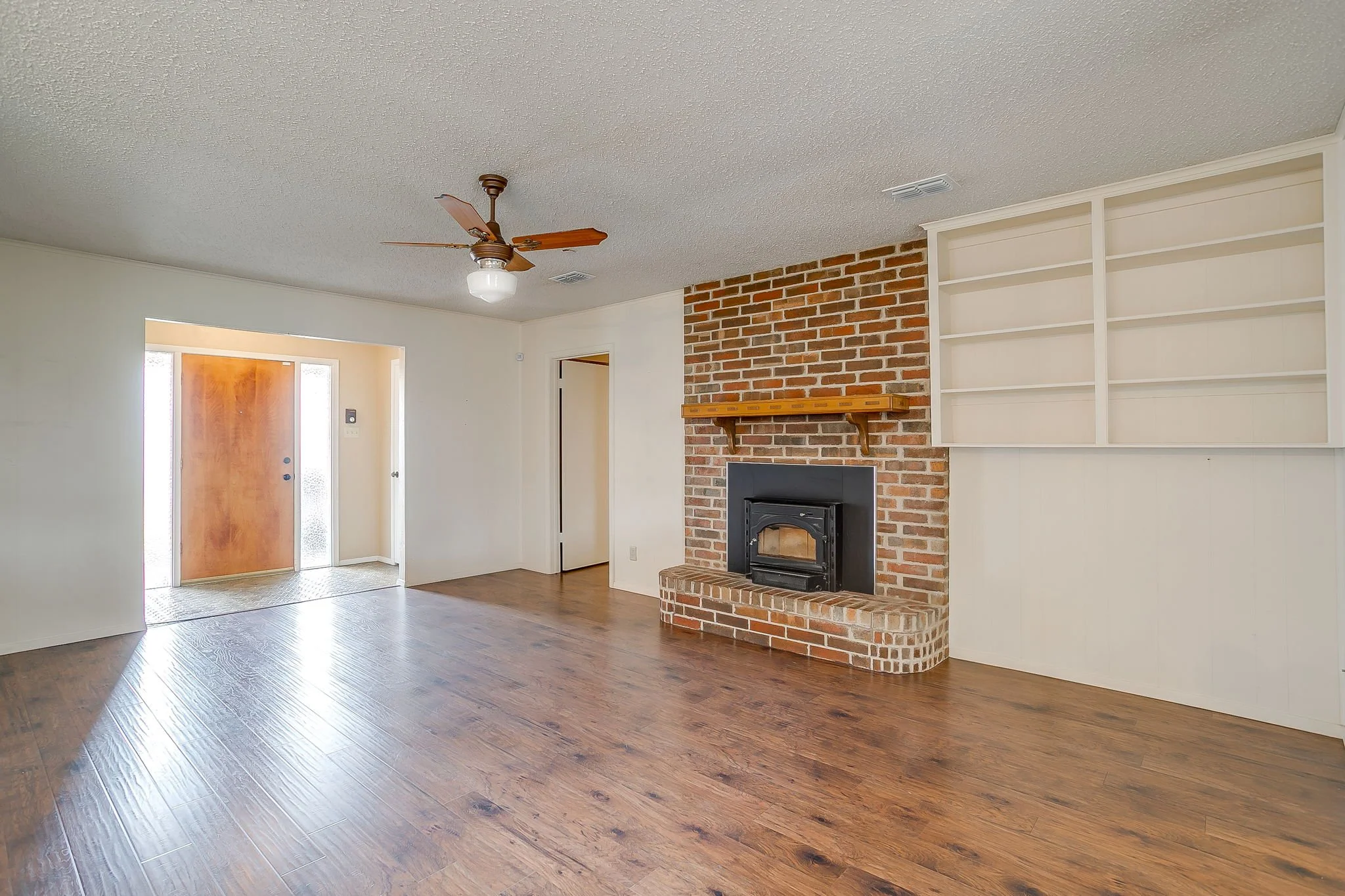 1116 Heather Ct (23 of 64).jpg